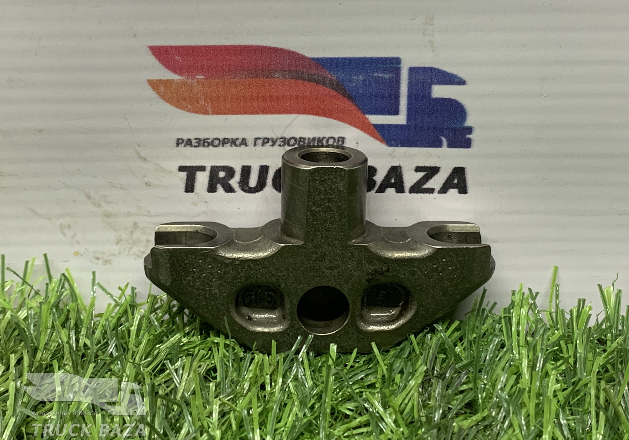 1675249 Коромысло