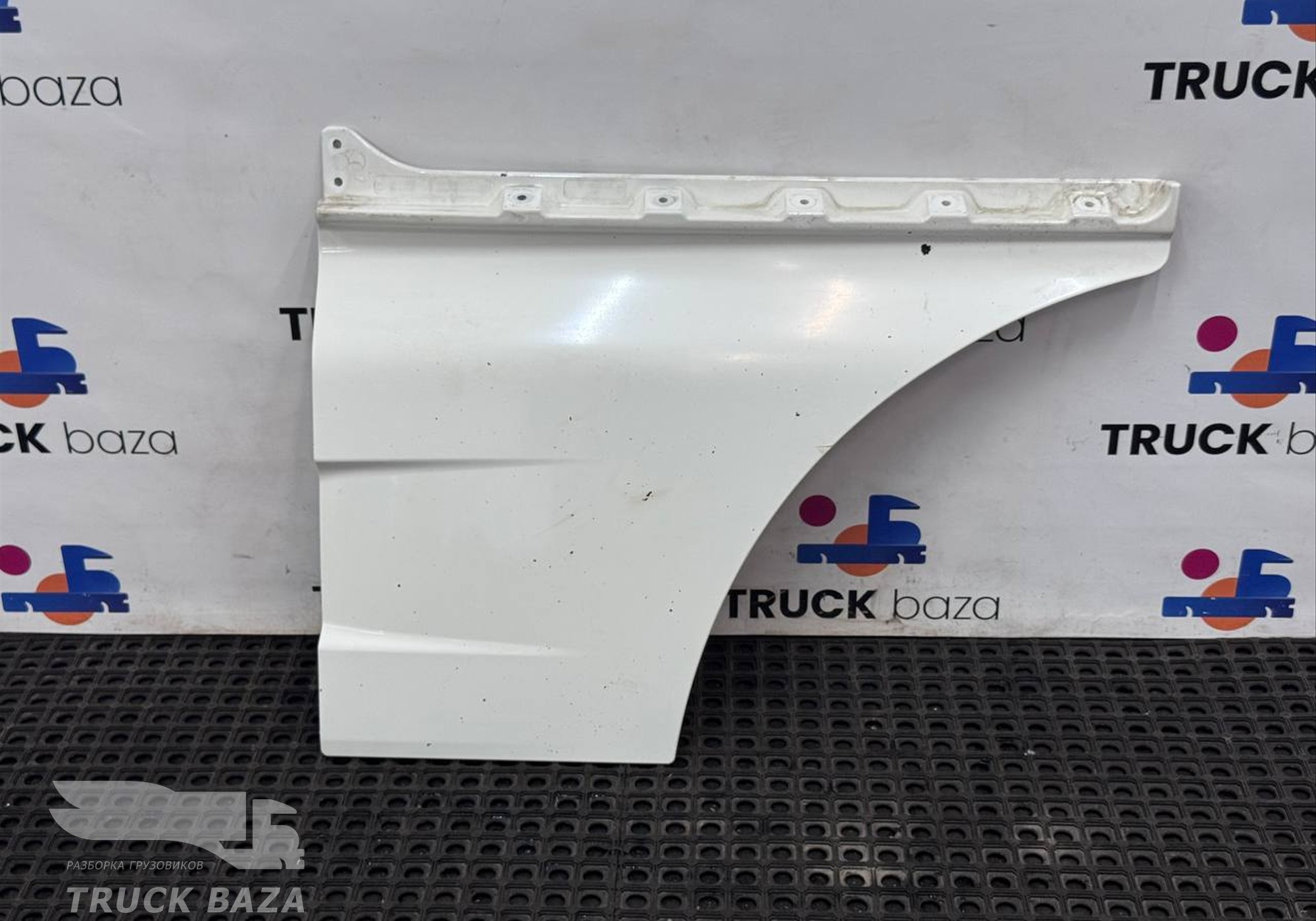 81626100019 Продолжение двери левой для Man TGX II (с 2012)