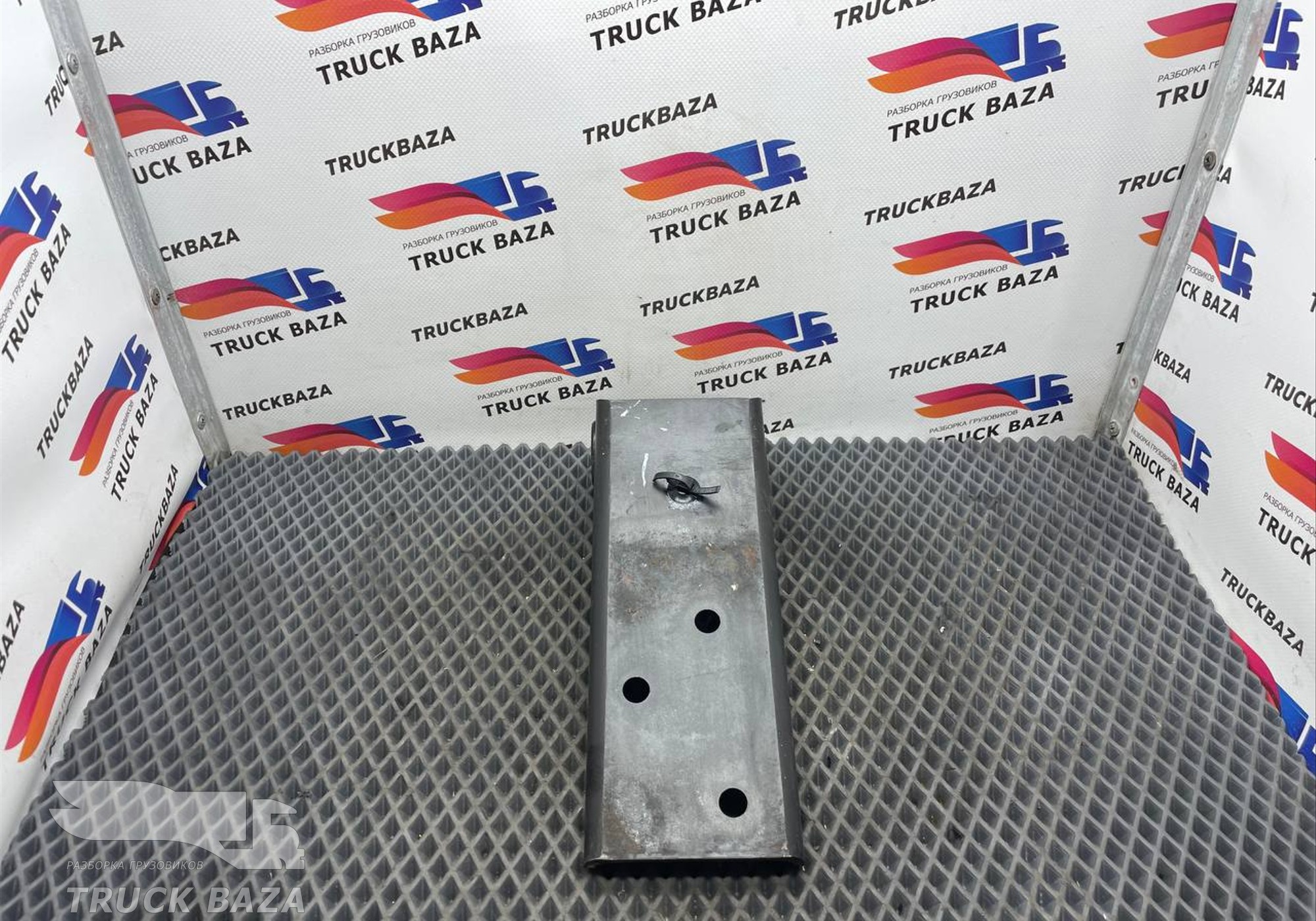 DC4618035BA Кронштейн амортизатора передний для Ford F-MAX (с 2018)