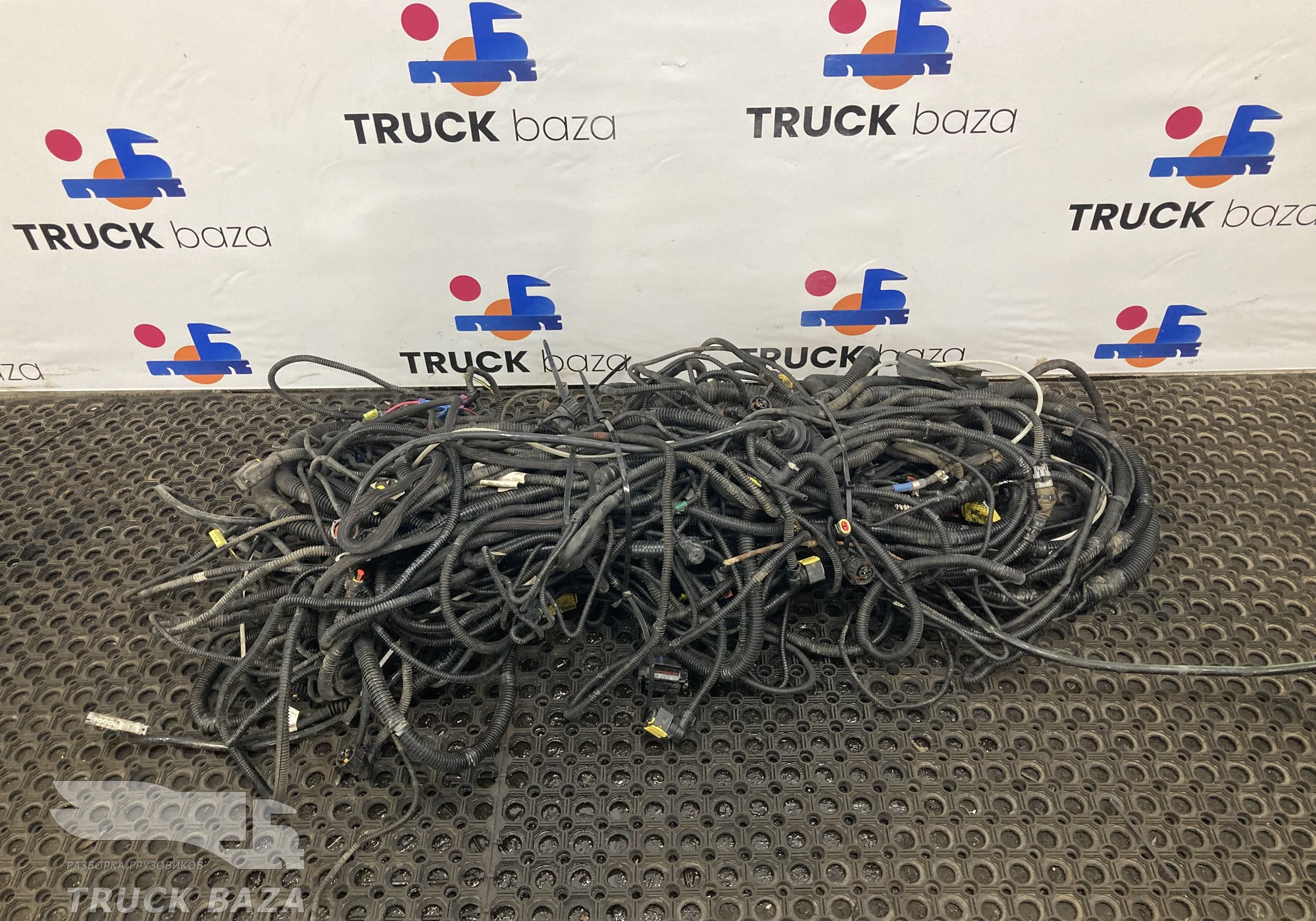 YZ962277540035 Проводка шасси для Sinotruk Sitrak C7H