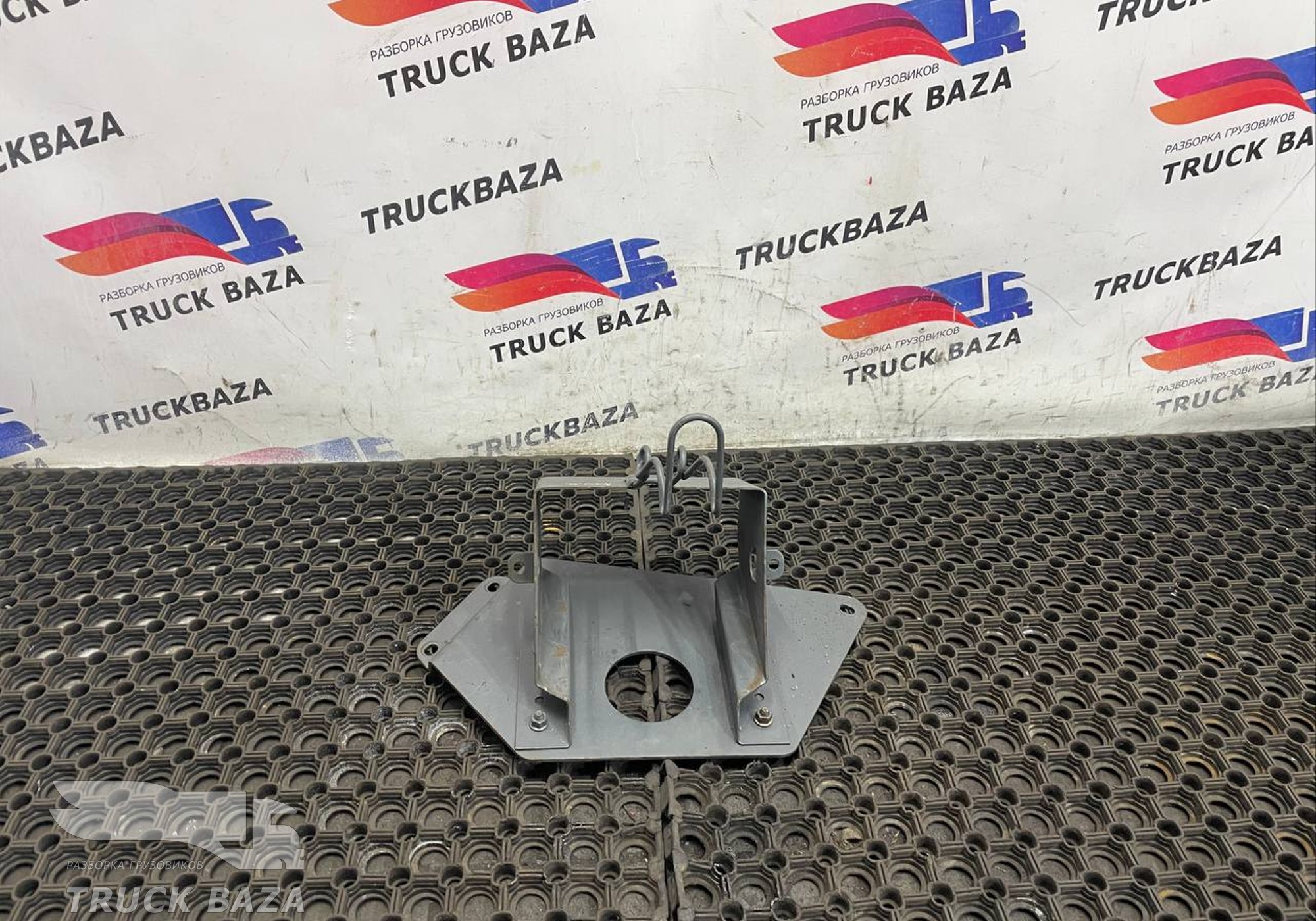 A9415800022 Кронштейн противооткатного упора для Mercedes-Benz Actros MP3 (с 2008)