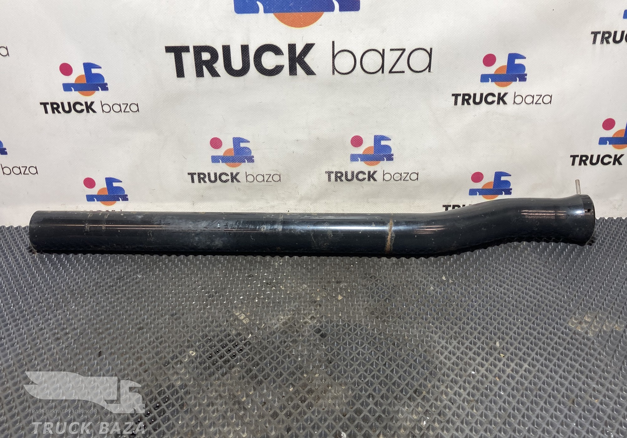 81664206032 Кронштейн заднего крыла передний правый для Man