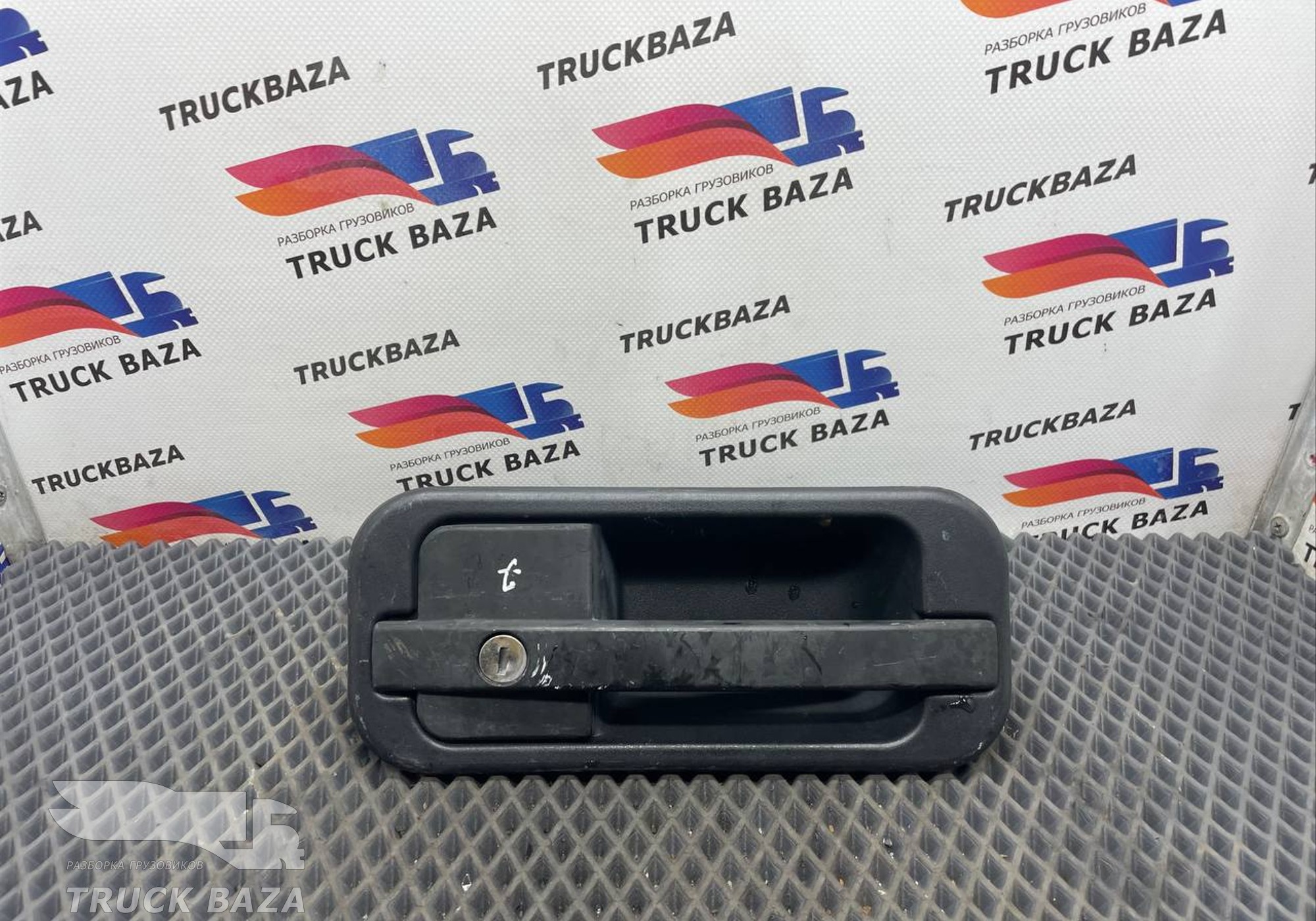 1305480 Ручка двери наружная правая для Daf XF105 (с 2005)