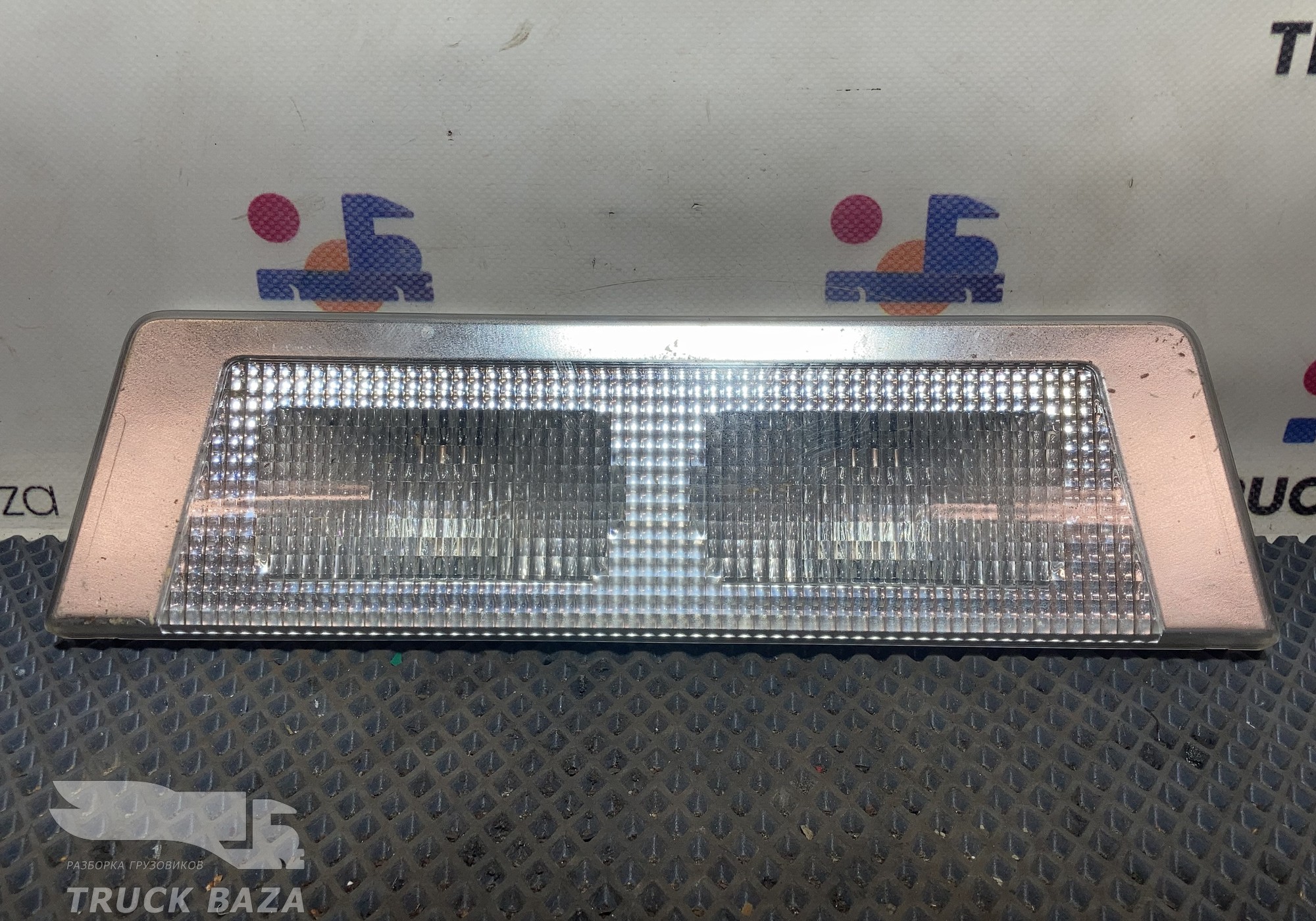 7482292336 Плафон салонный для Renault T (с 2013)