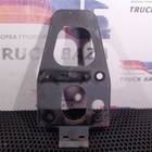 1687028 Кронштейн усилителя переднего бампера для Daf CF