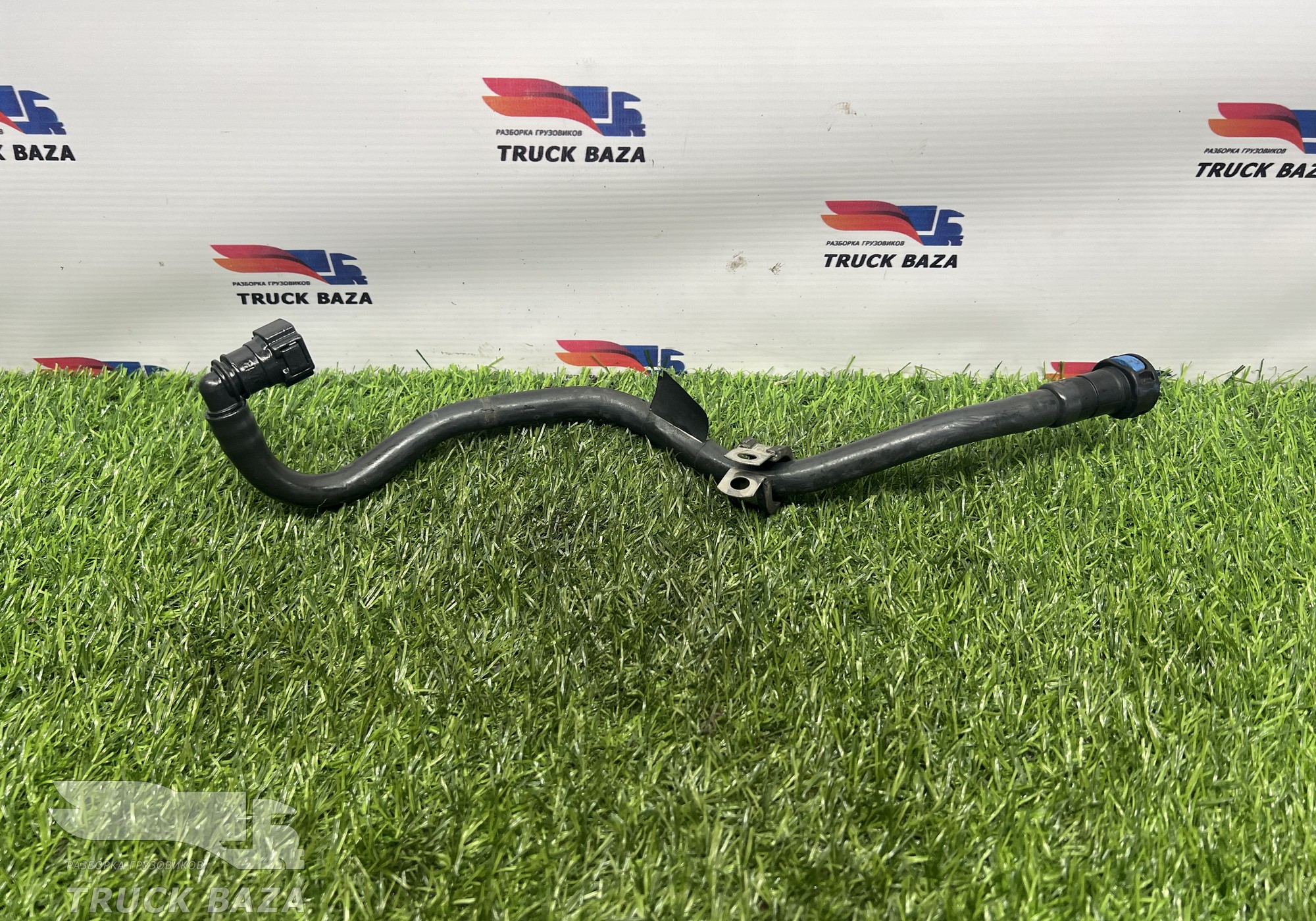 7421956694 Трубка топливная для Volvo