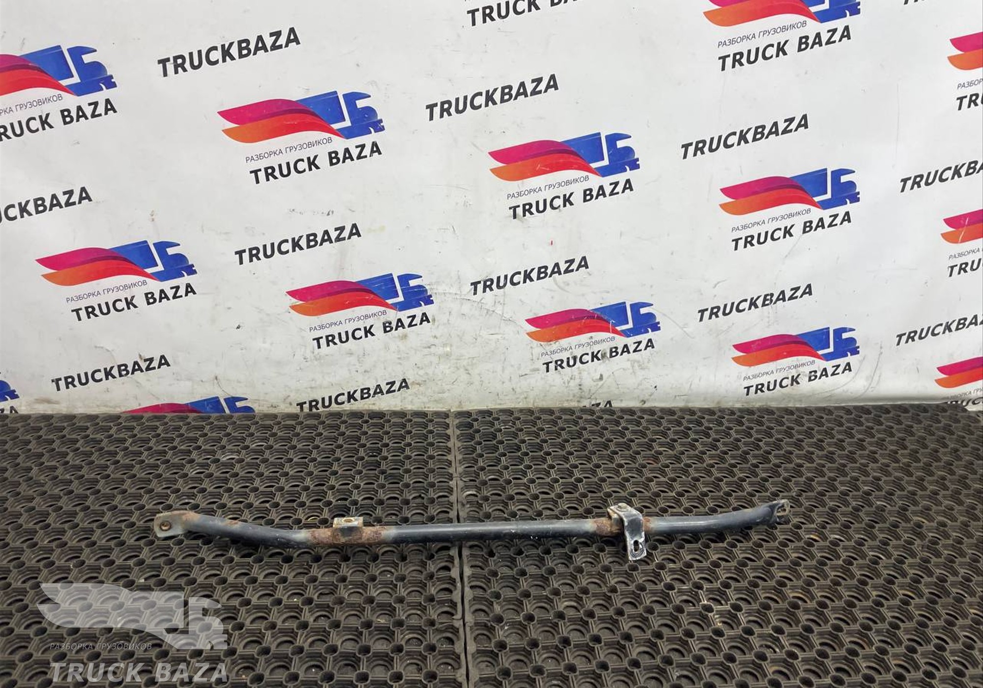 A9417902004 Кронштейн спойлера кабины левый для Mercedes-Benz Actros MP3 (с 2008)