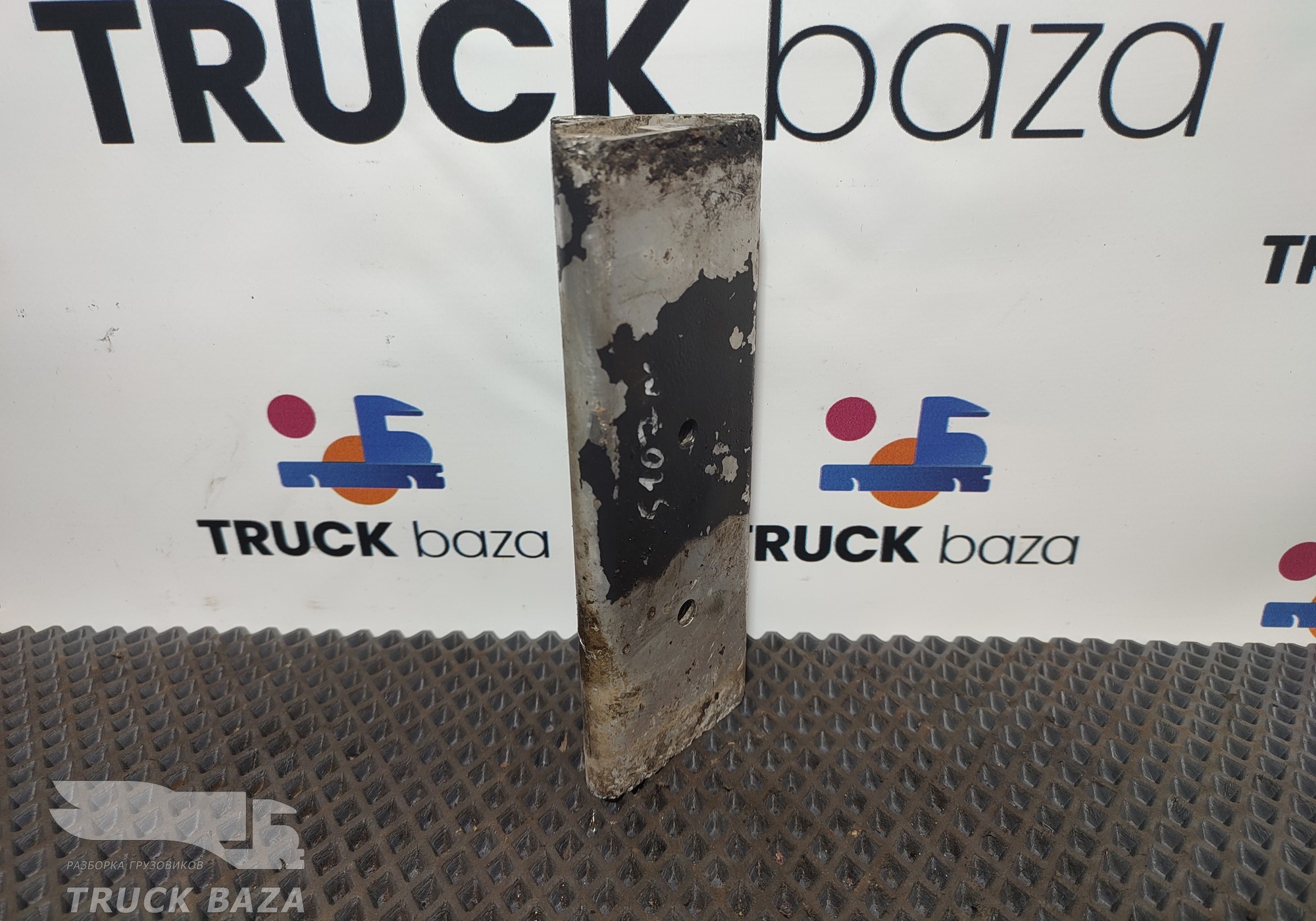 1801538 Кронштейн диффузора для Scania