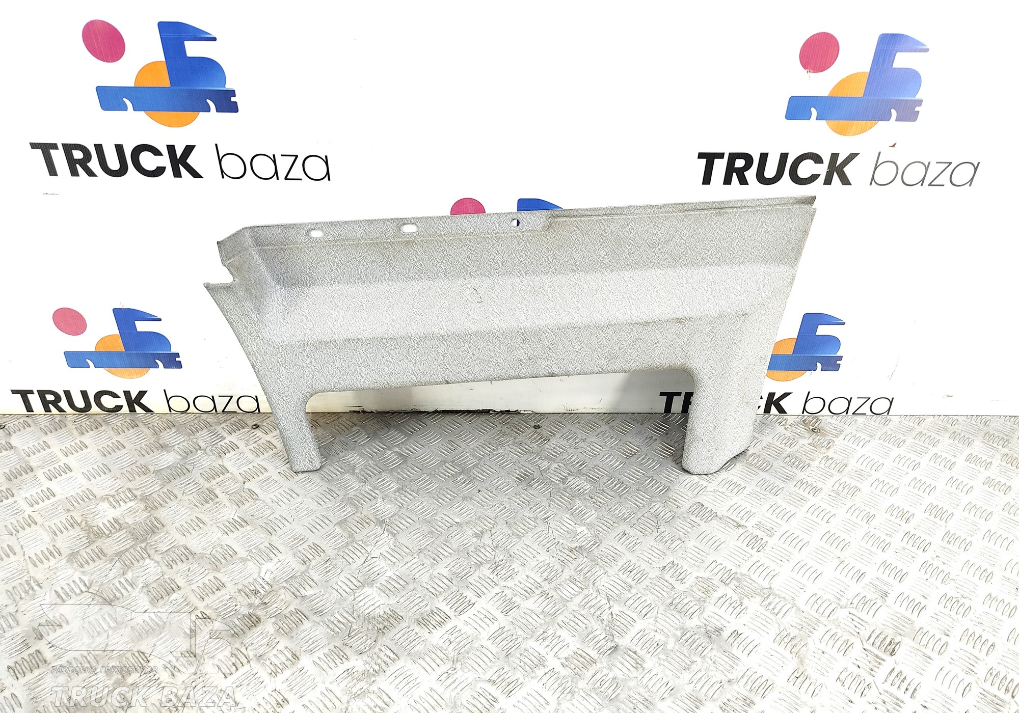 81629300155 Обшивка салона левая