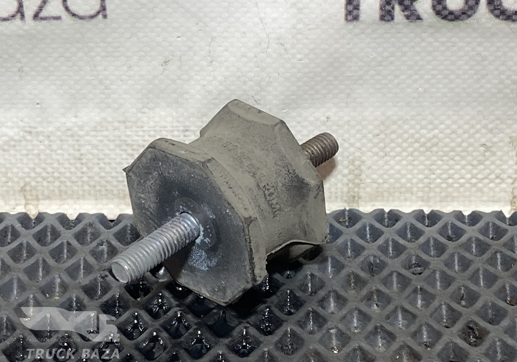 0029870940 Демпфер воздухозаборника для КАМАЗ 54901