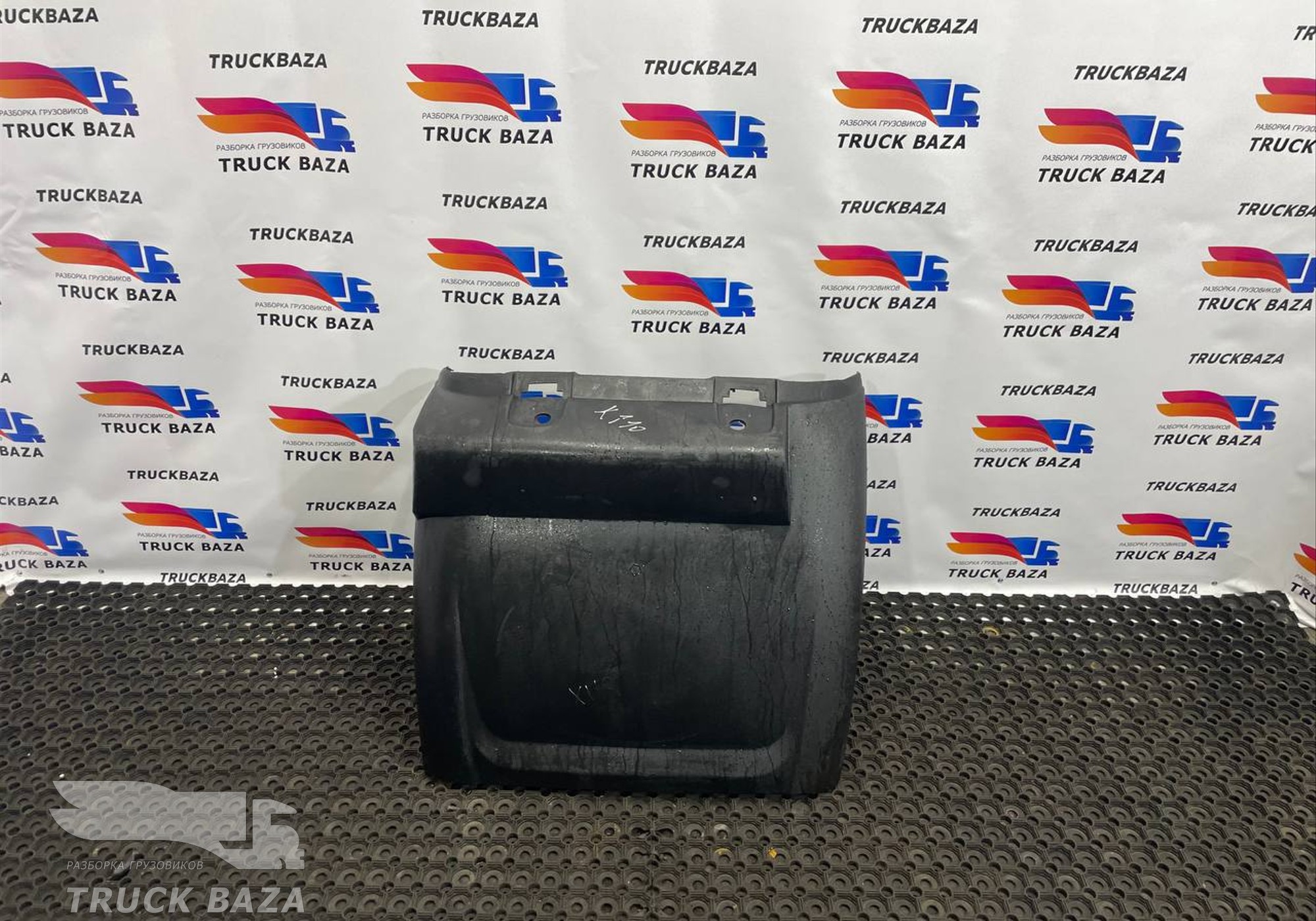 1875550 Крыло заднее правое передняя часть для Daf XF106 (с 2013 по 2023)