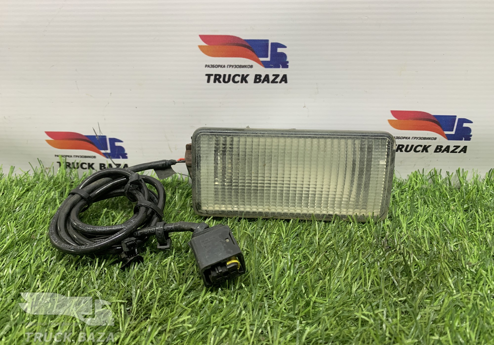 82202076 Плафон подножки для Volvo FH 4 (с 2012)