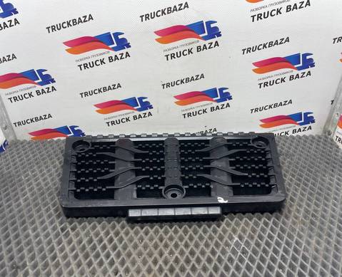 81615110035 Ступенька подножки для Man TGX TG3 (с 2020)