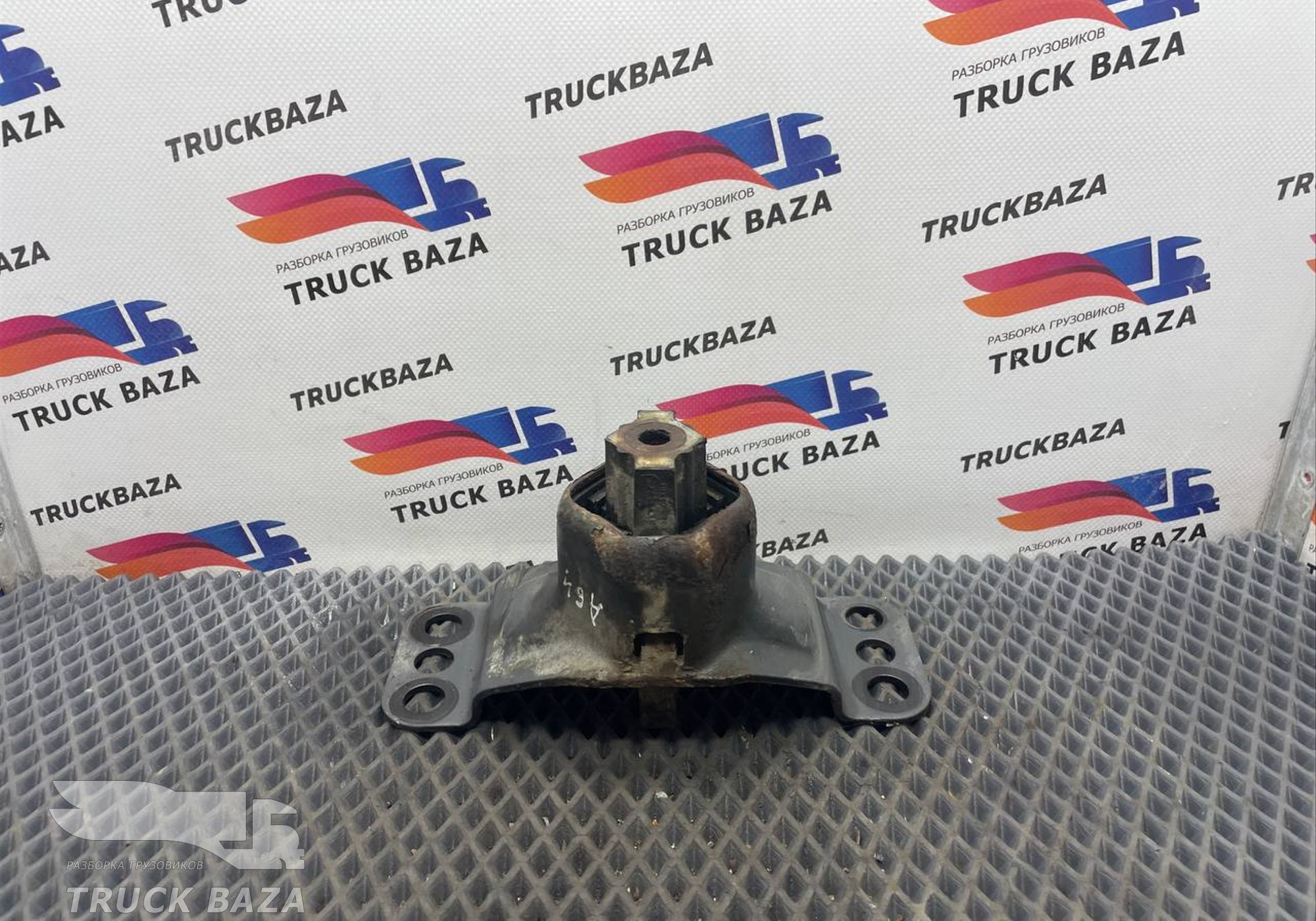 9604320185 Кронштейн ящика АКБ для Mercedes-Benz Actros New Actros MP4 (с 2011)