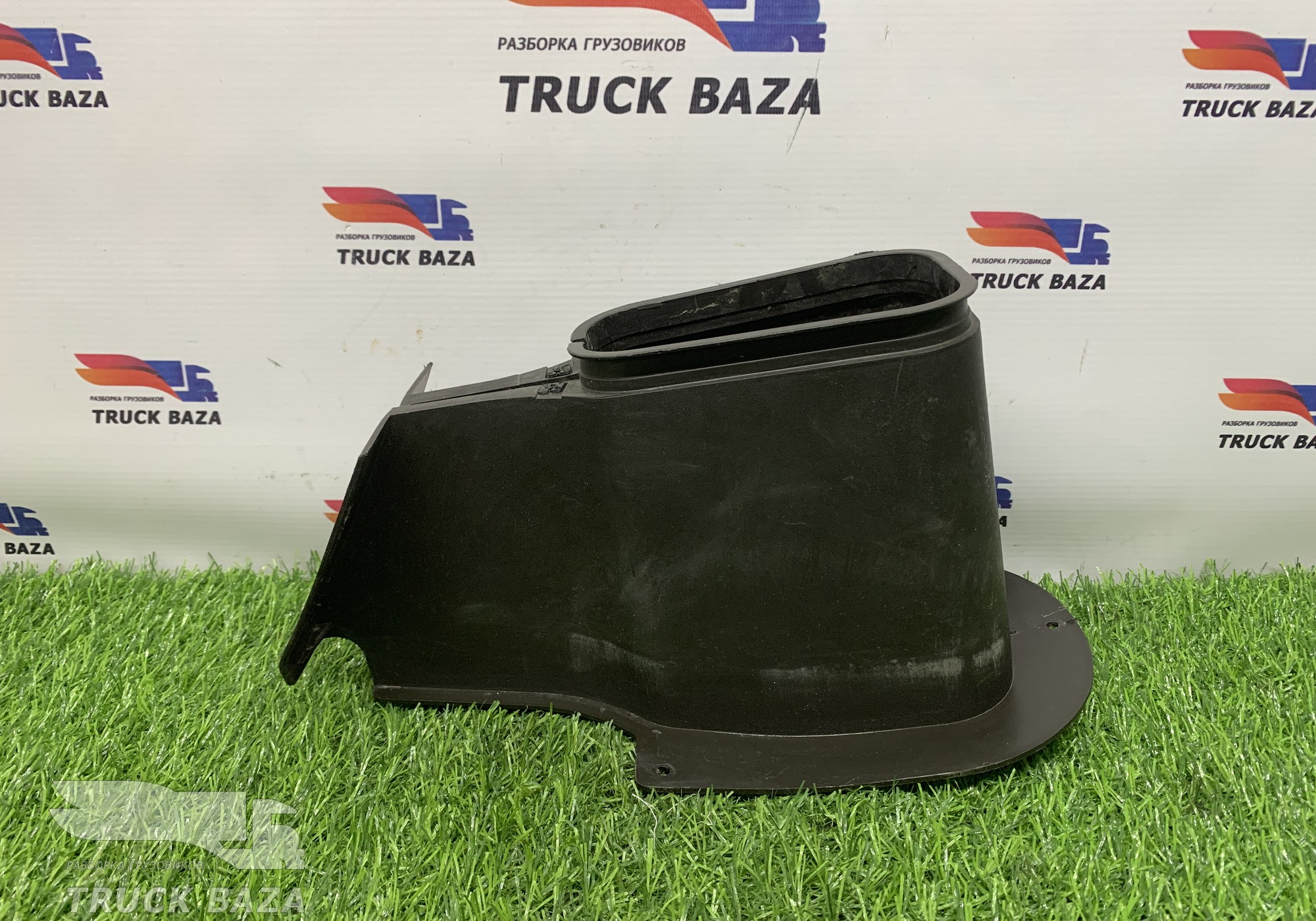 549013449015 Кожух рулевой колонки для КАМАЗ 54901