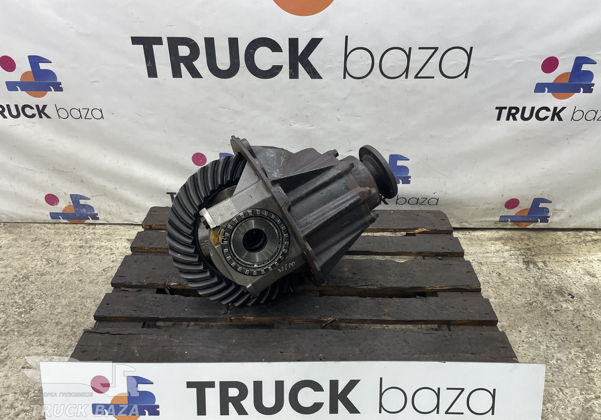 Редуктор заднего моста HY-1350 3.70 (37/10) для Man TGA (с 2000 по 2007)