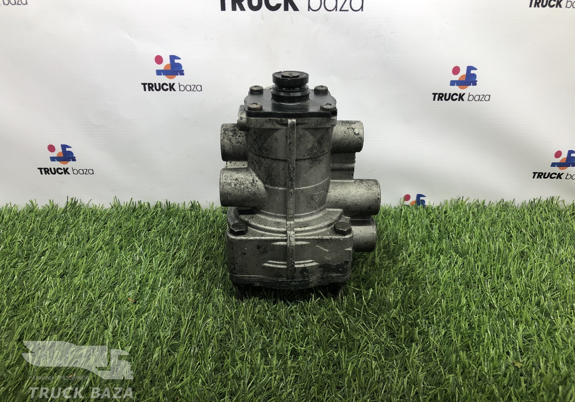 9730090017 Кран управления тормозами прицепа