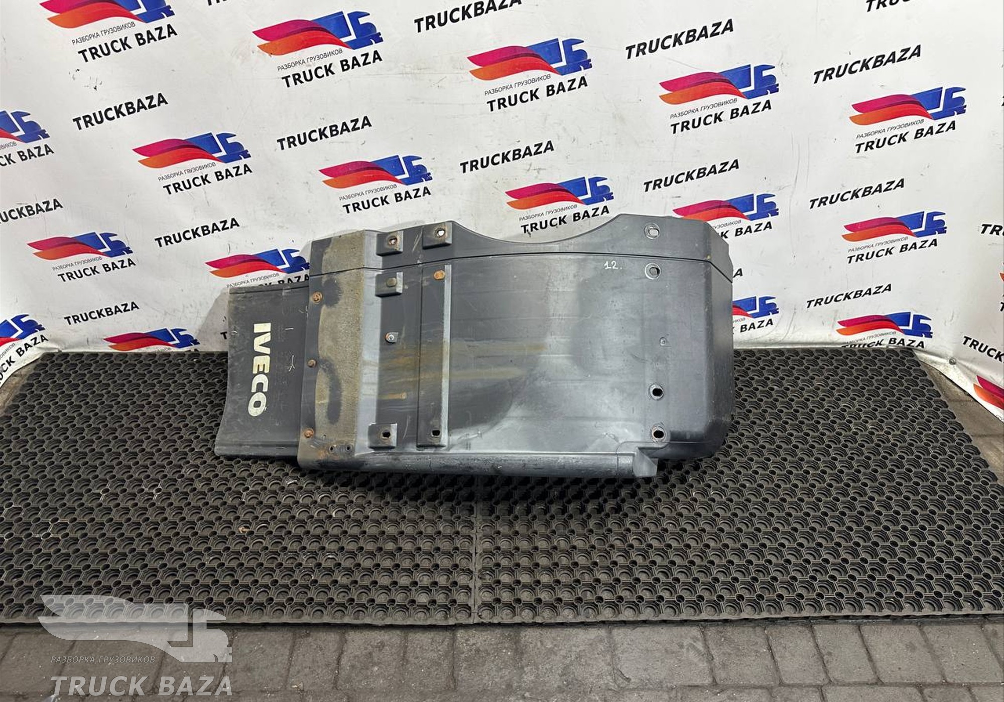 504090869 Крыло переднее правое задняя часть для Iveco Stralis I (с 2002)