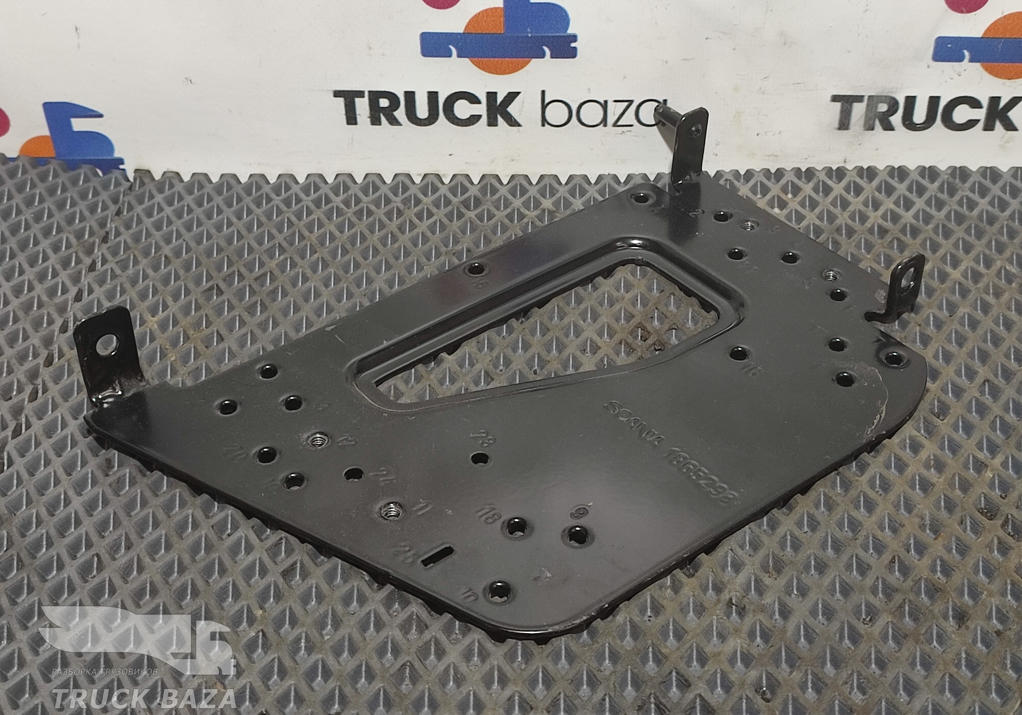 1865298 Кронштейн блока EBS