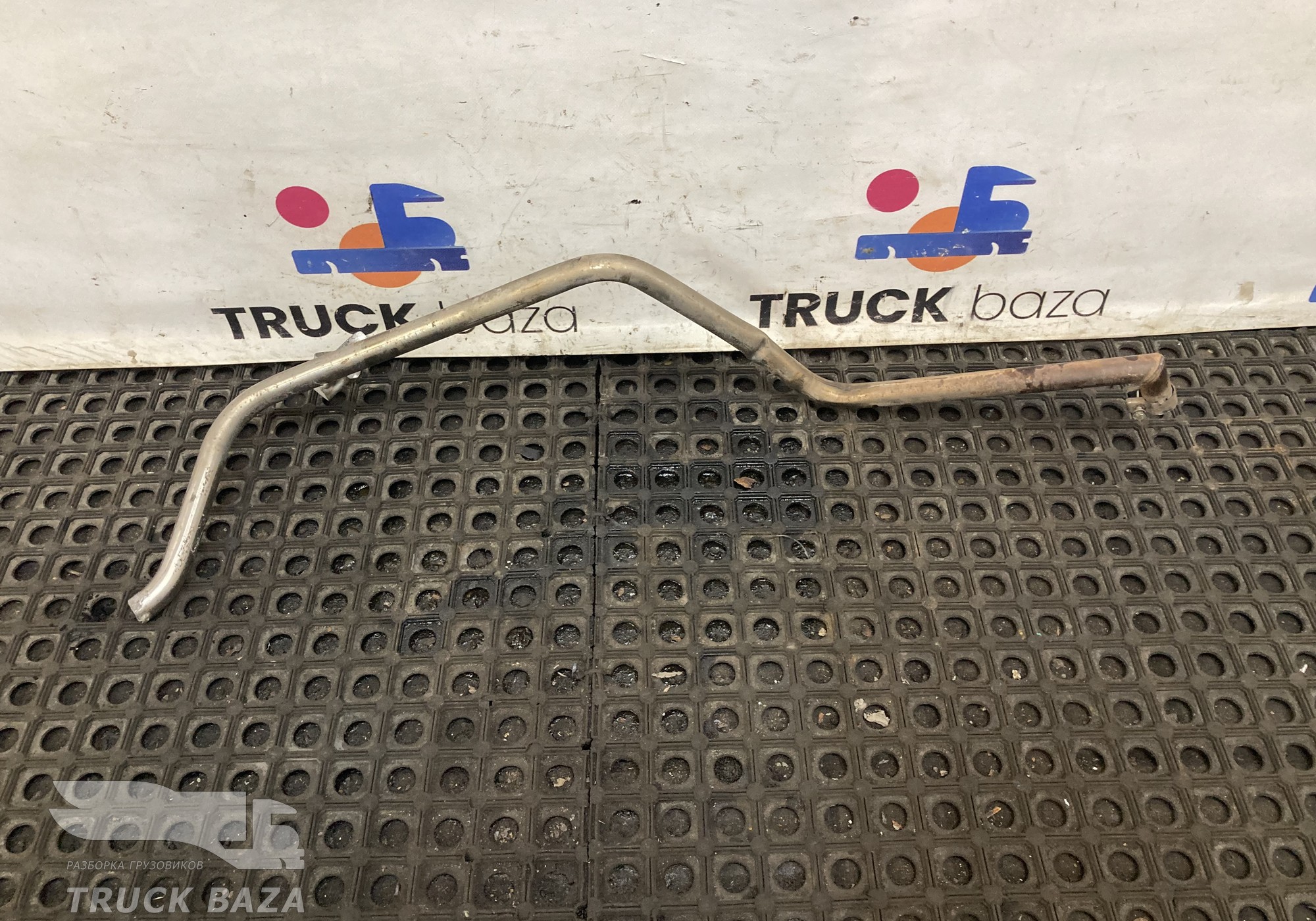 1730160 Выпускная труба отопителя