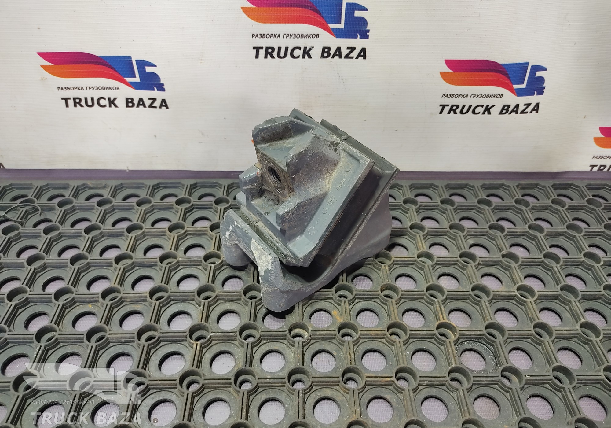 1806735 Подушка двигателя передняя для Daf CF II (с 2006 по 2013)