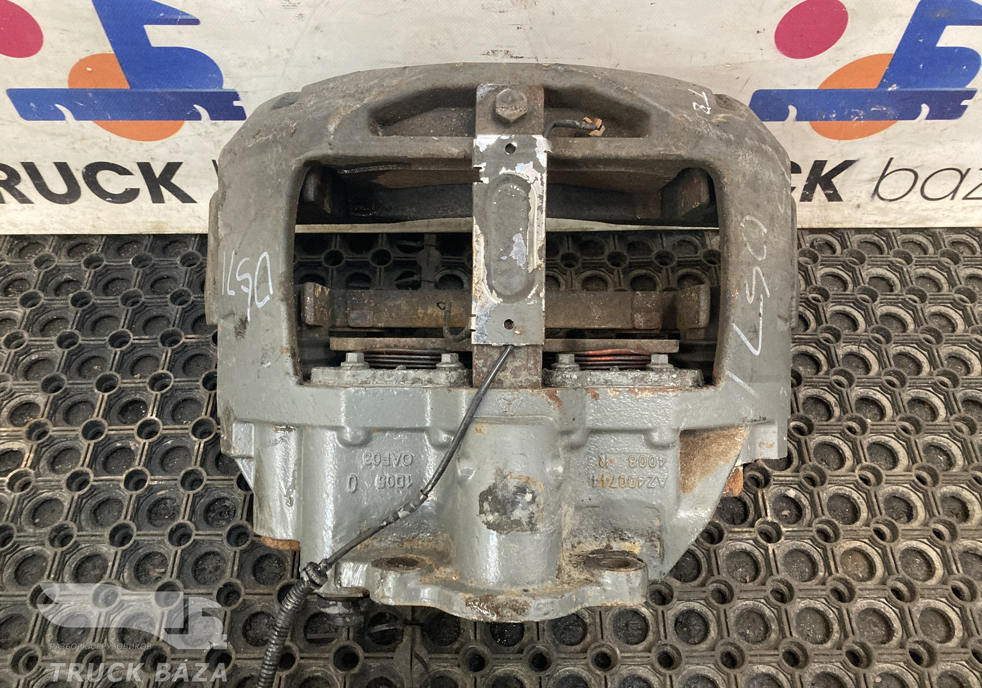 AZ4007444008 Суппорт задний правый для Sinotruk Sitrak C7H