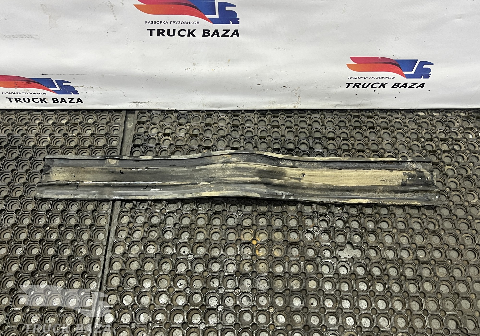 1421991 Прокладка ленты топливного бака