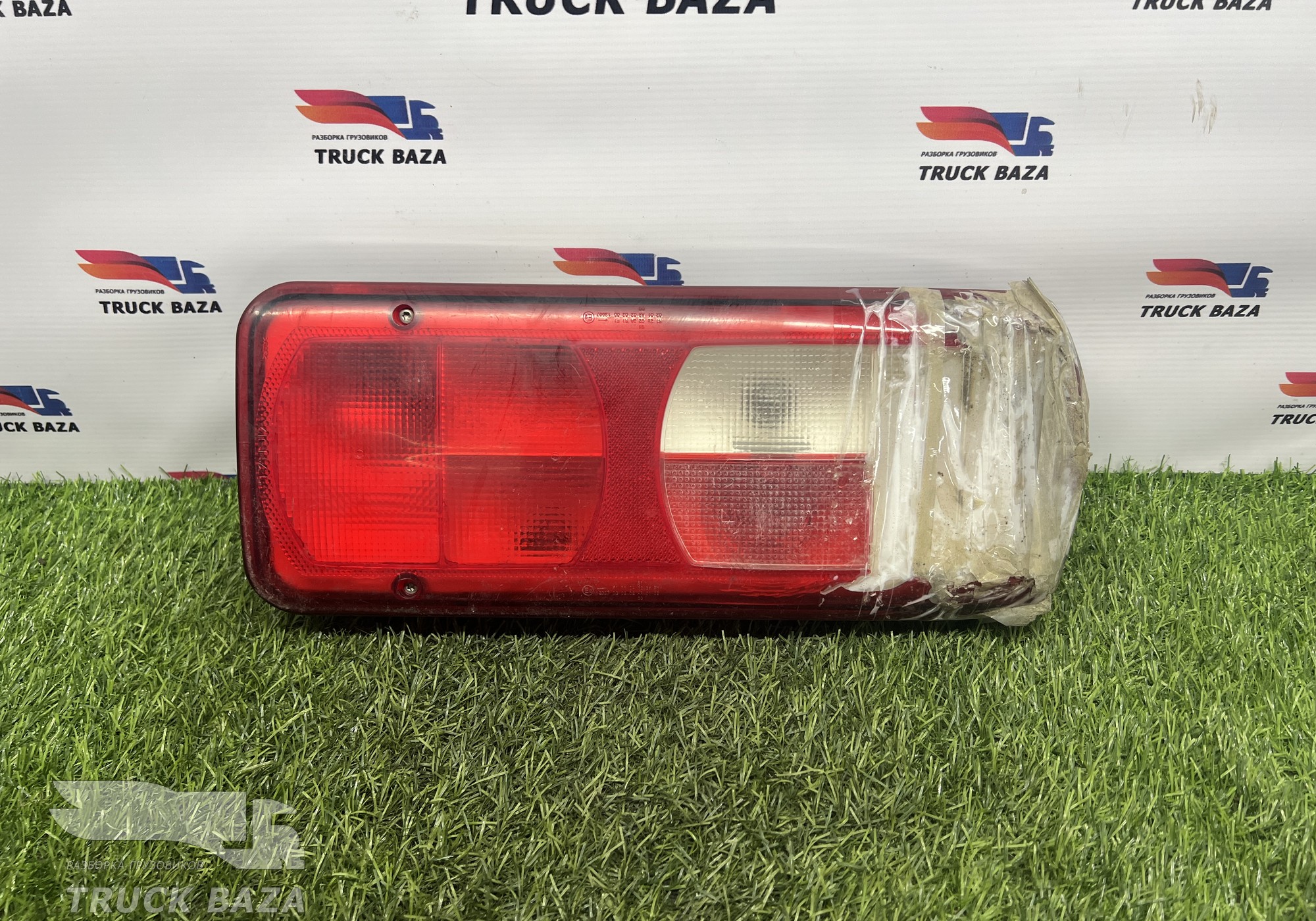 1875577 Фонарь задний левый