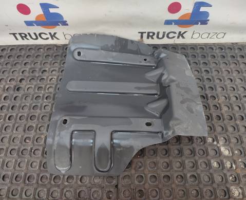 549018405110 Накладка подножки правой для КАМАЗ 54901
