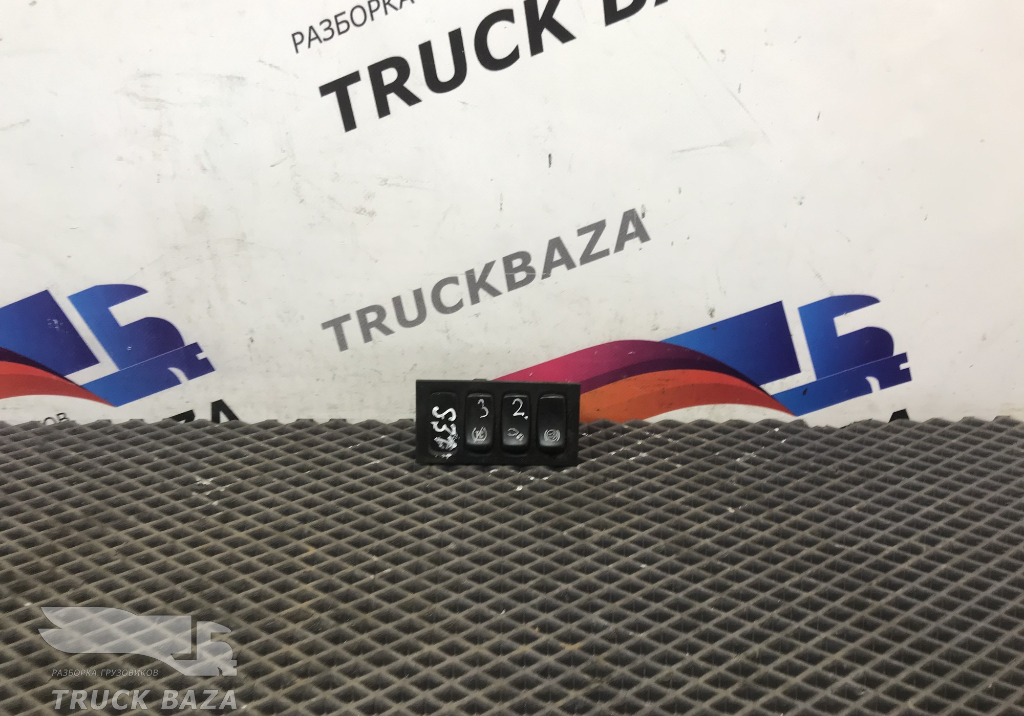 1448133 Блок кнопок для Scania 5-series
