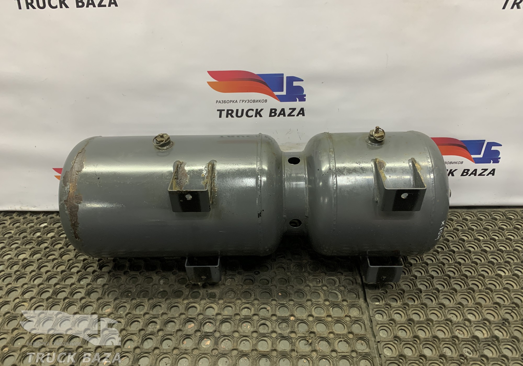 1687407 Ресивер воздушный 34L+20L