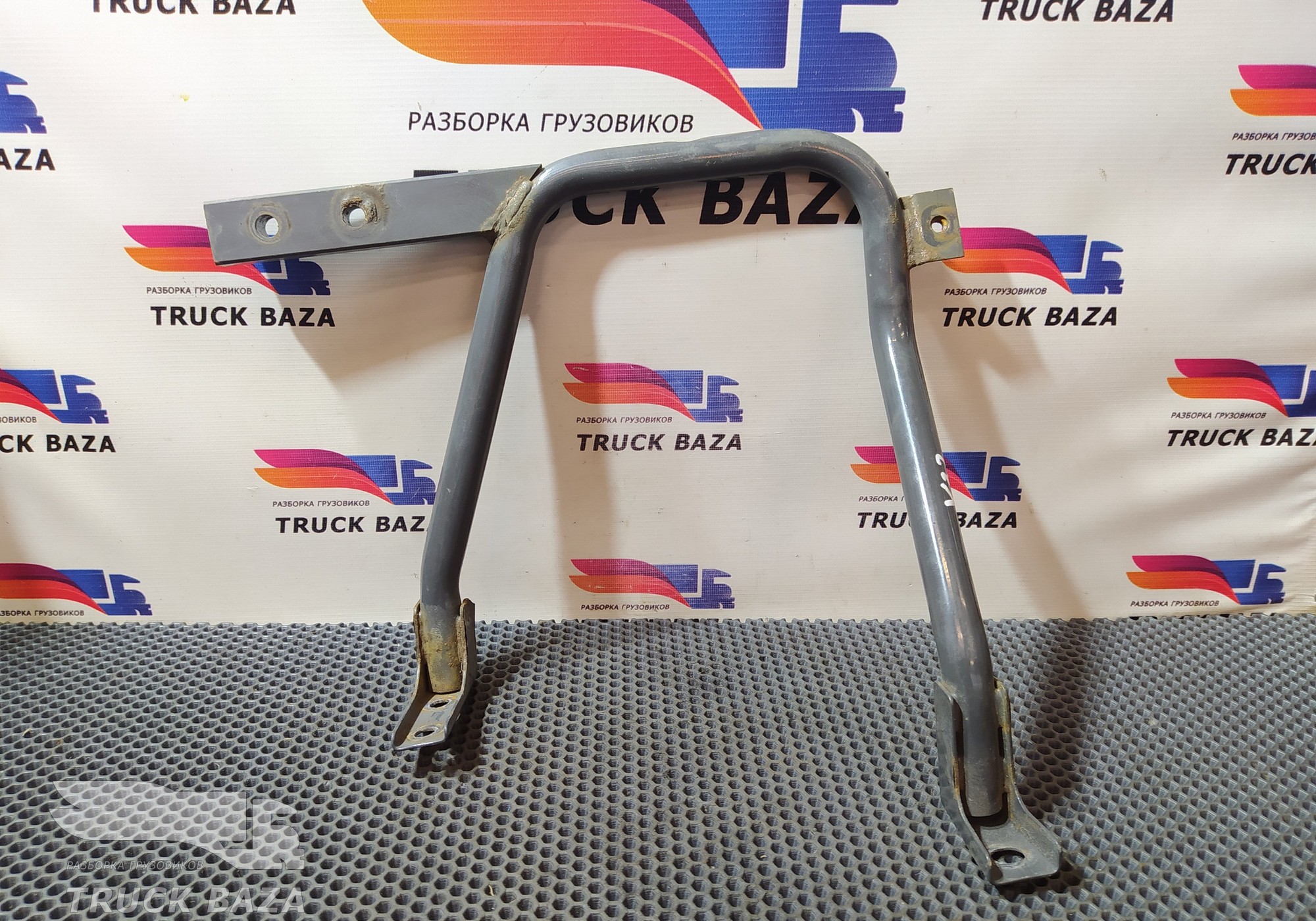 3981489 Кронштейн корпуса подножки для Volvo FM III (с 2013)