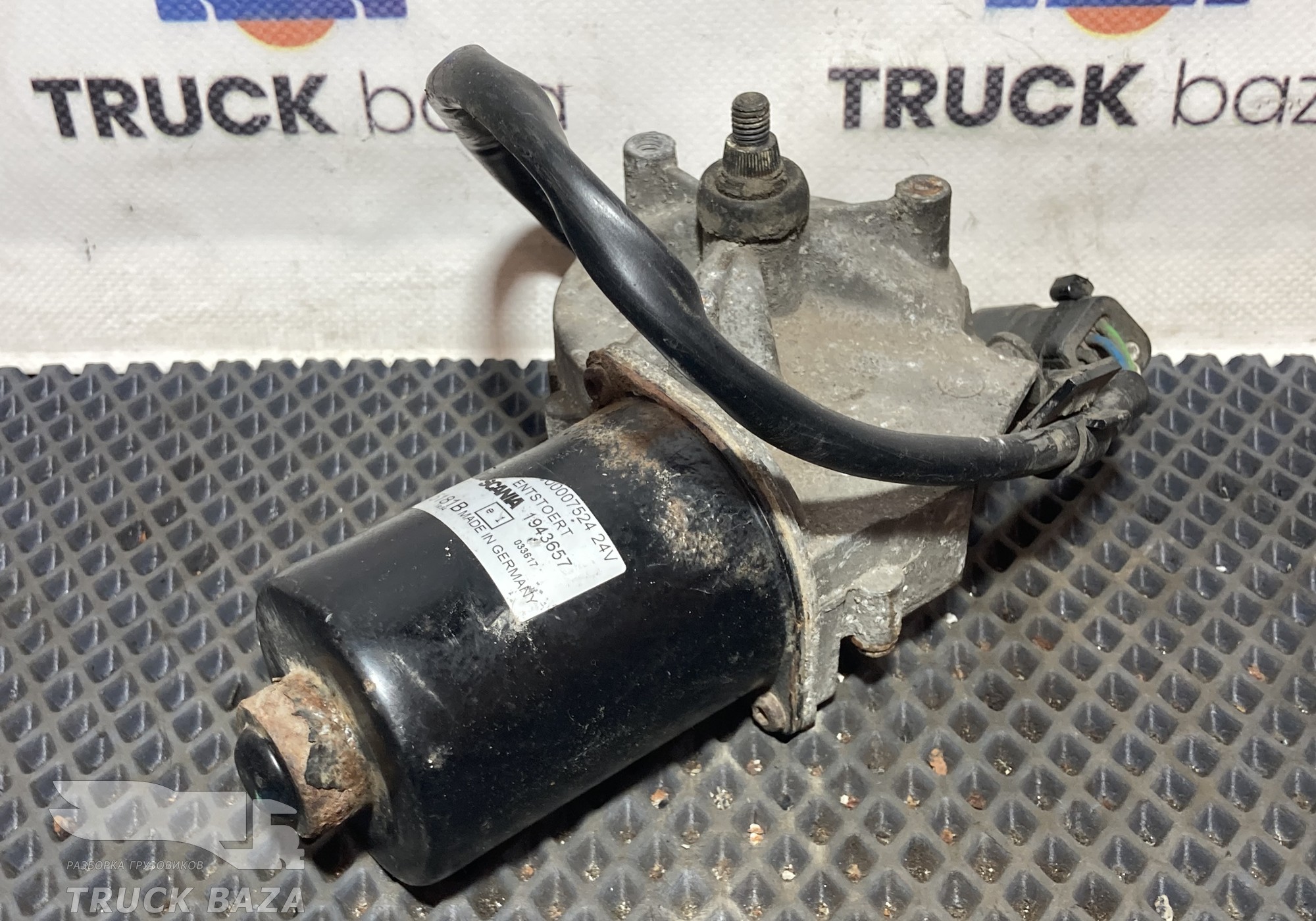 1943657 Моторчик стеклоочистителя