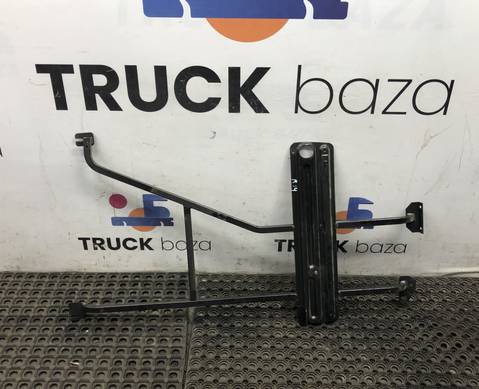 5010515333 Кронштейн обшивки салона левый для Renault Magnum III E-tech (с 2001 по 2005)