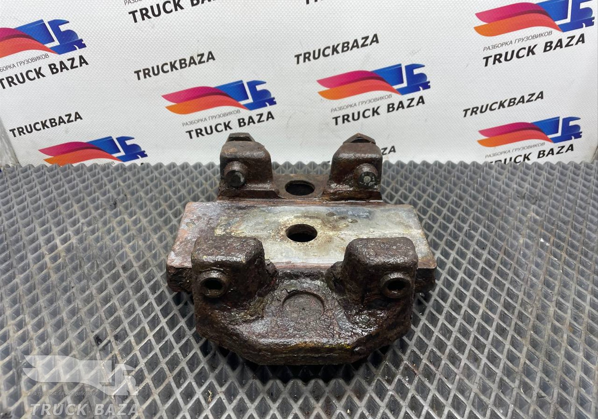 5010630038 Проставка рессоры