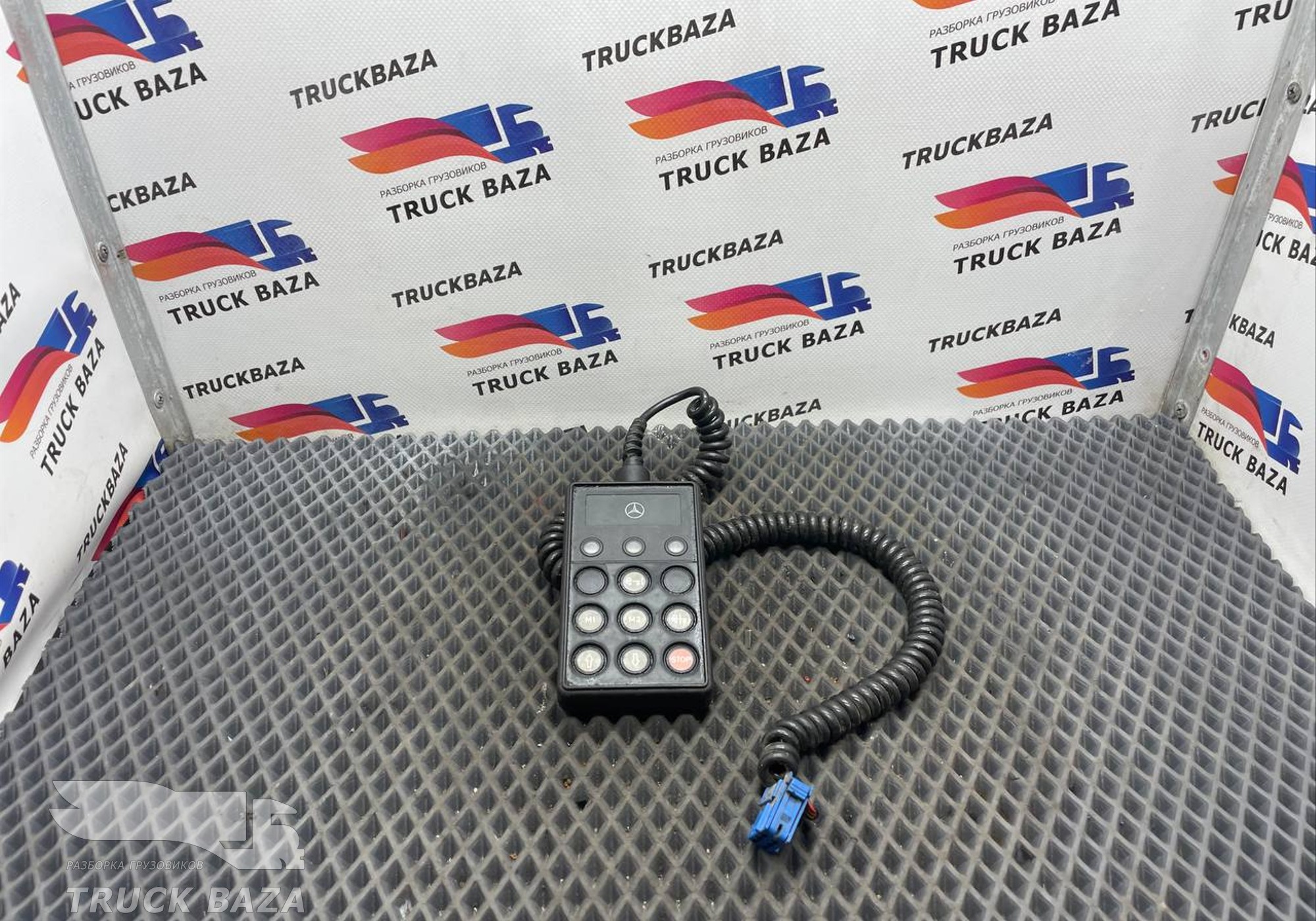 A0015458213 Пульт управления пневмоподвеской для Mercedes-Benz Actros MP3 (с 2008)