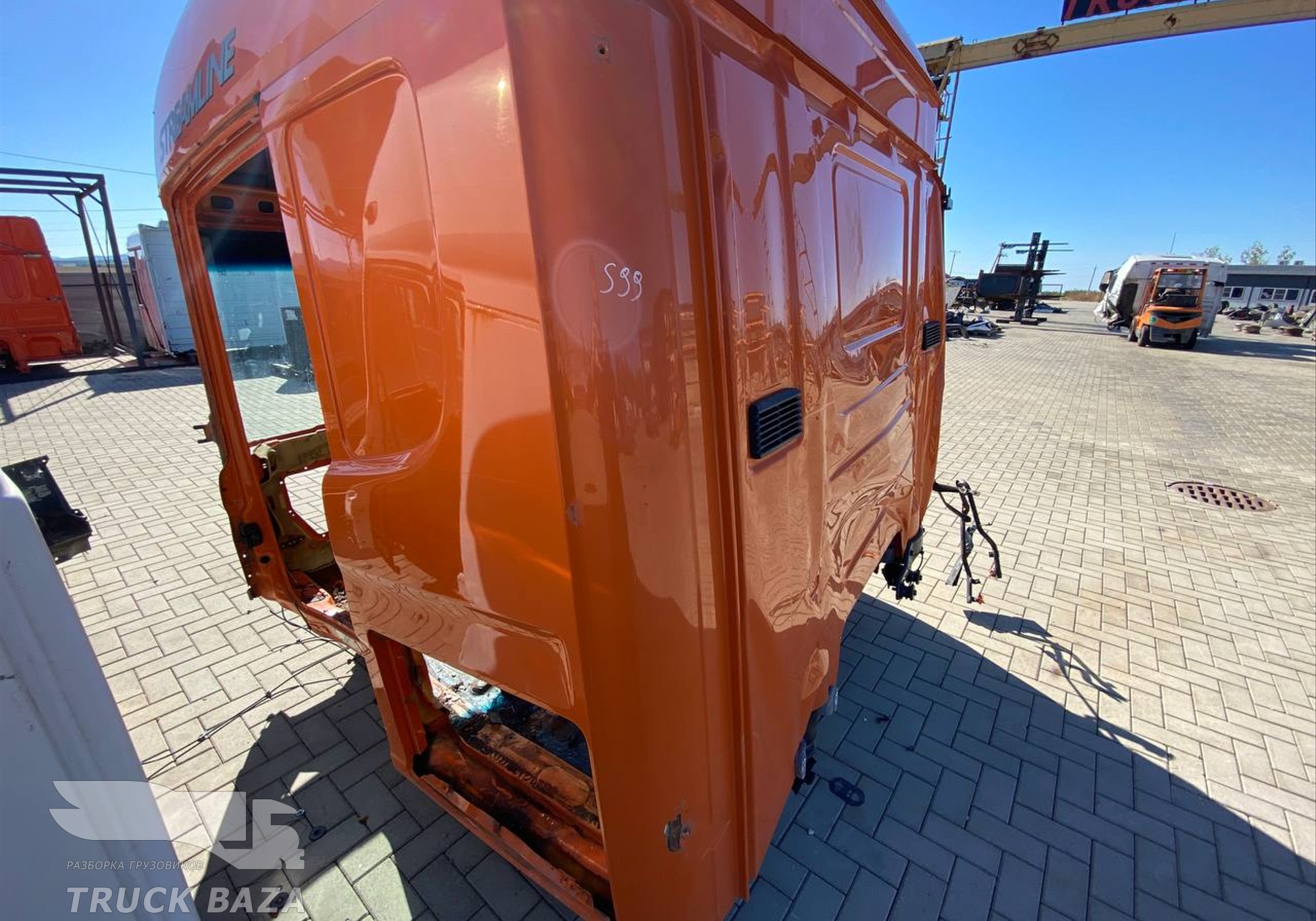 Четверть кабины левая задняя часть для Scania 5-series R (с 2004 по 2016)