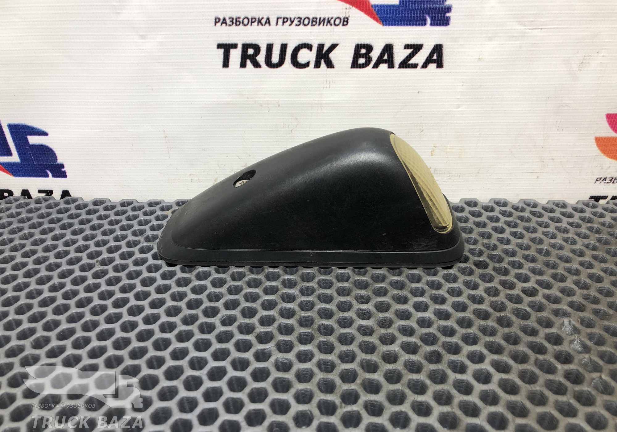 A0028205156012 Габарит крыши боковой для Mercedes-Benz