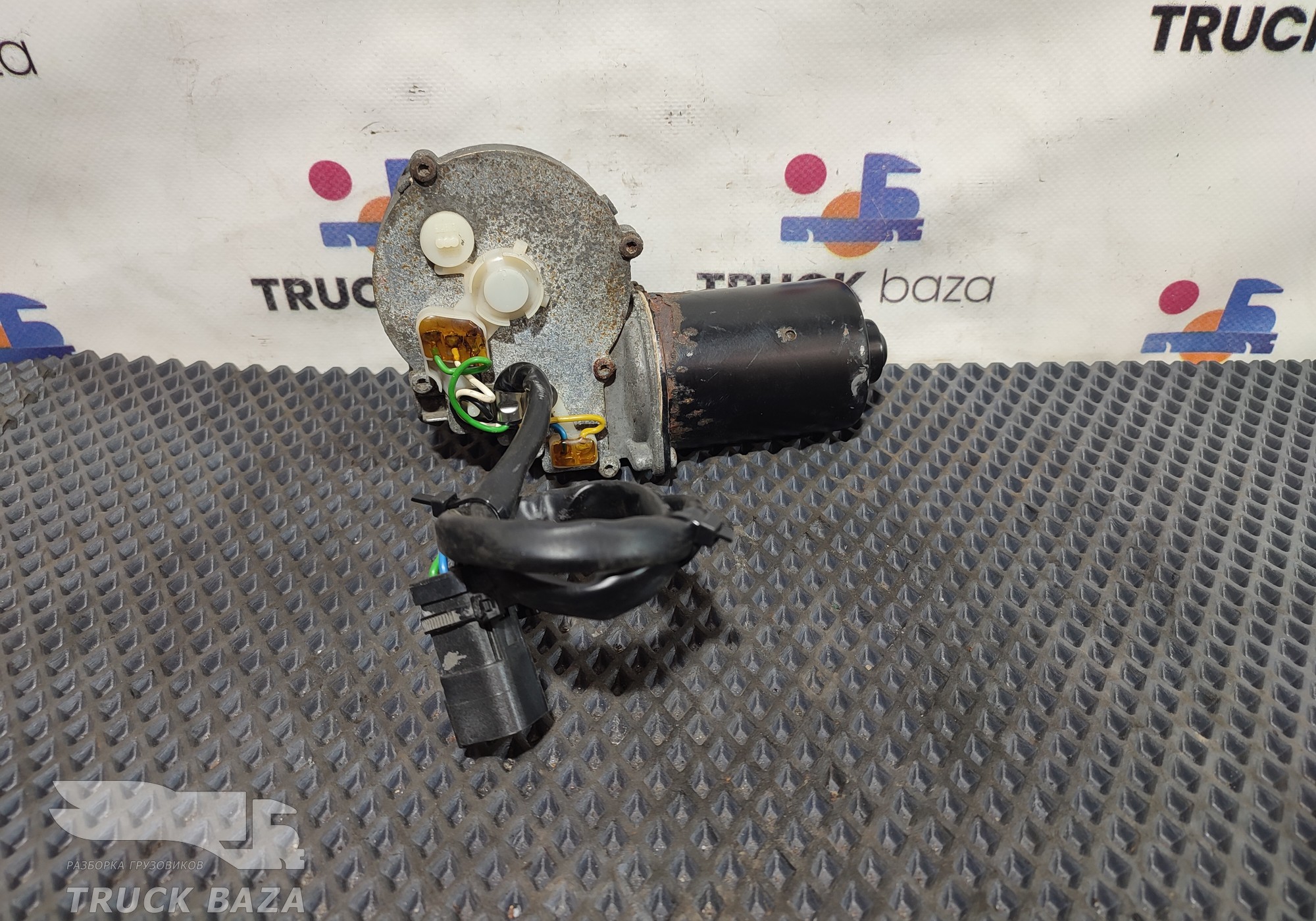 1943657 Моторчик стеклоочистителя