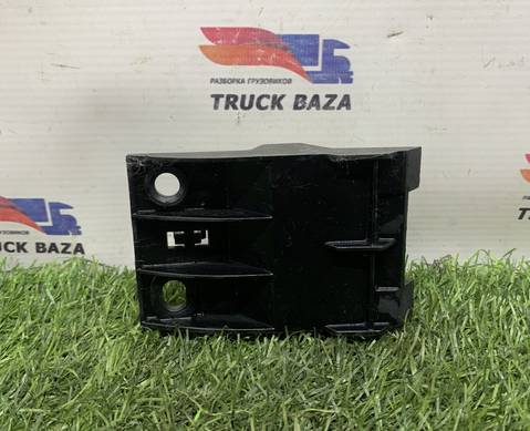 82270272 Кронштейн жабо для Renault T (с 2013)