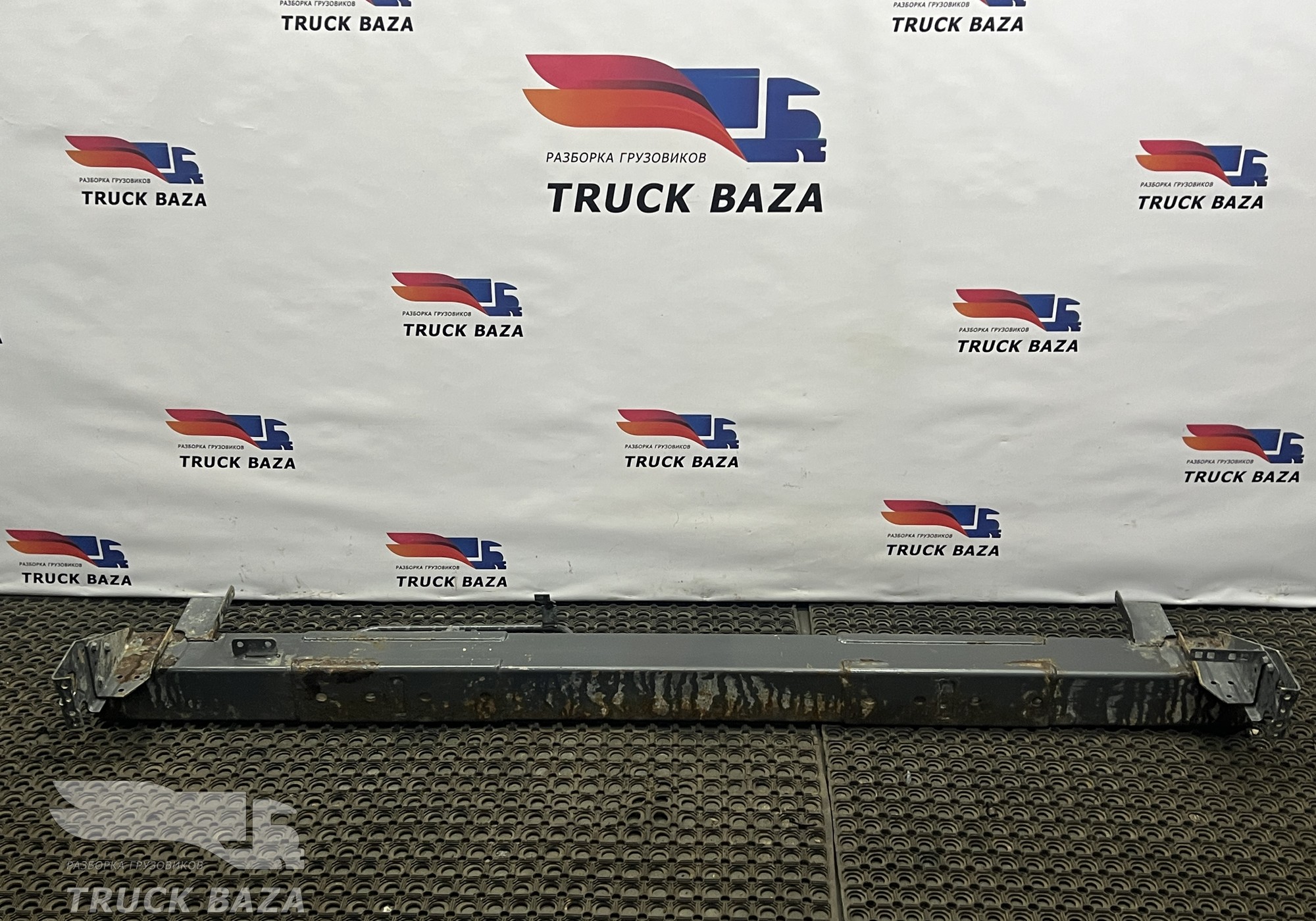 1674548 Усилитель переднего бампера для Daf XF105 (с 2005)