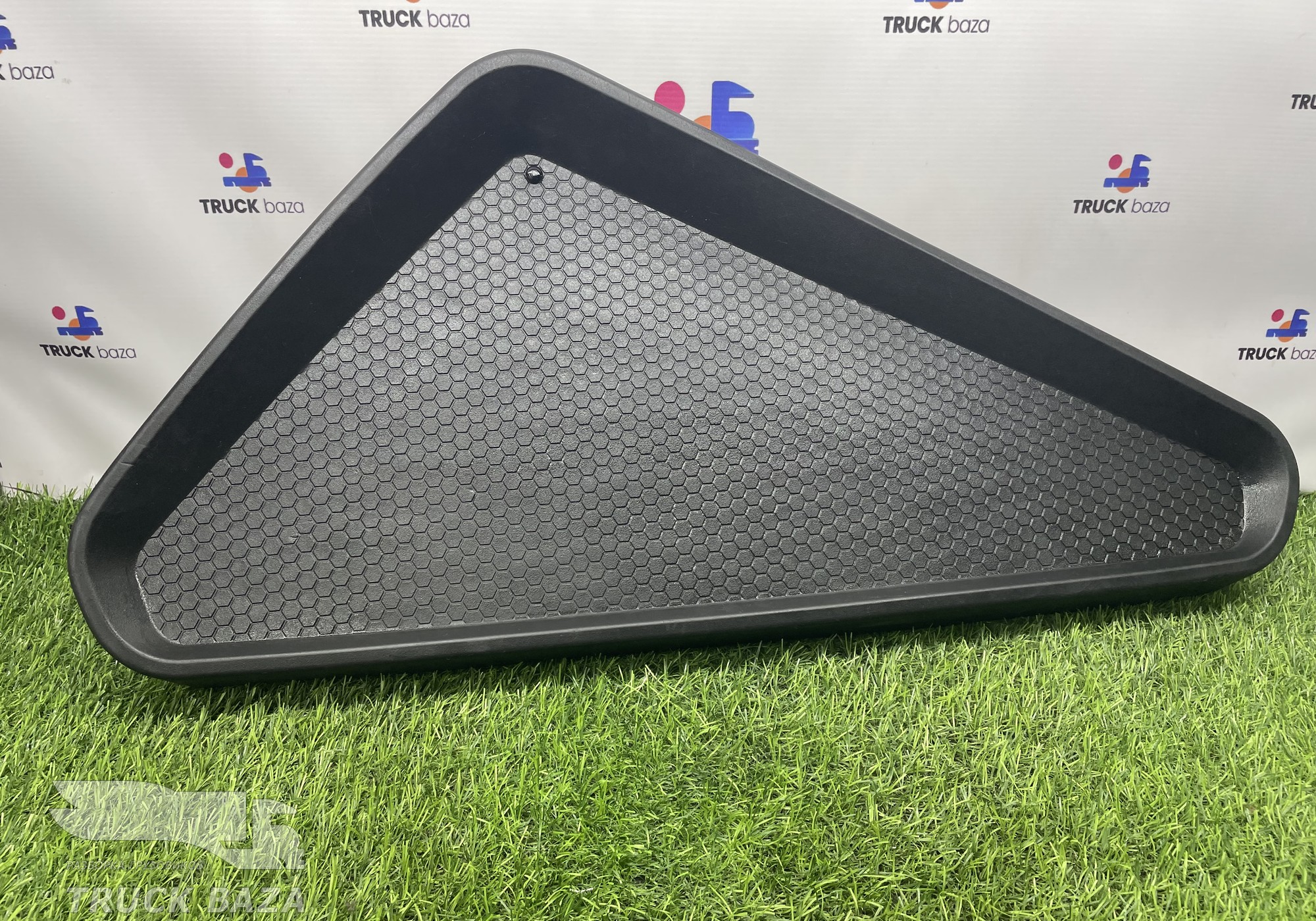 549015325096 Коврик консоли для КАМАЗ 54901