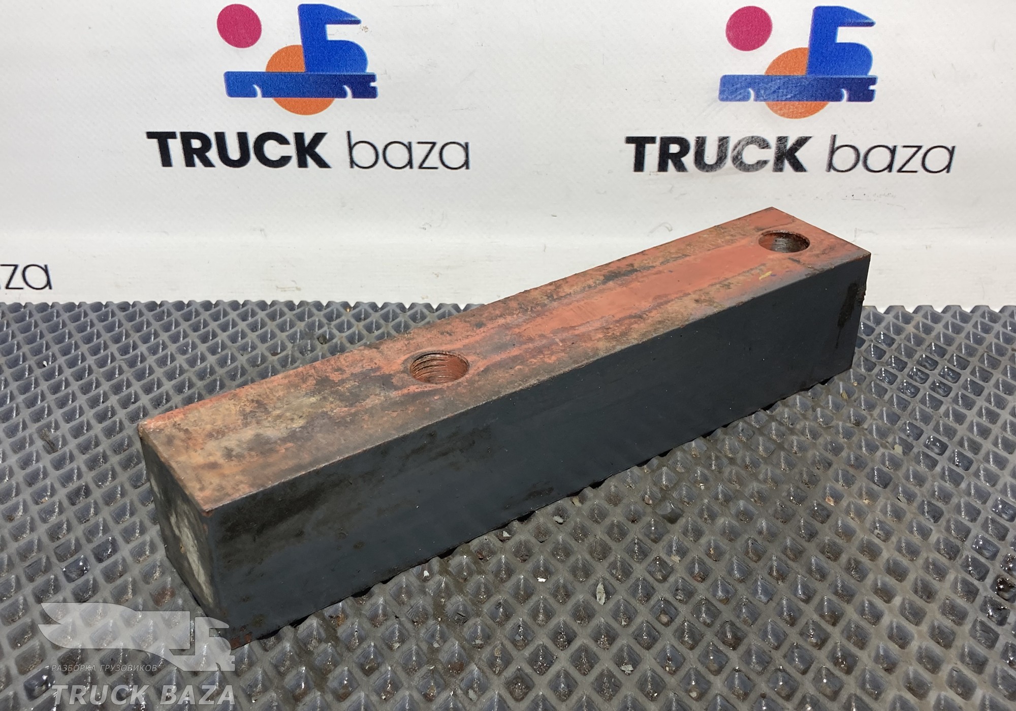 1673163 Проставка кронштейна топливного бака для Daf XF105 (с 2006 по 2020)