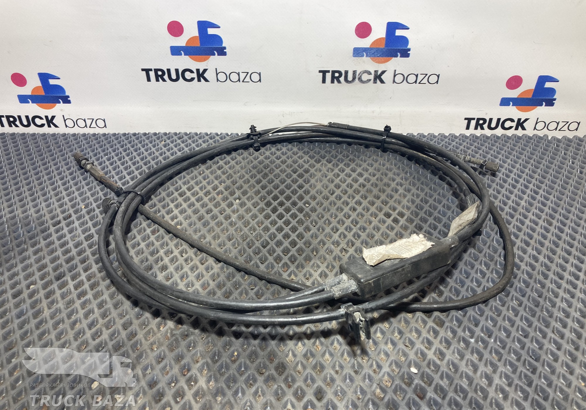 2557614 Комплект тросов открывания капота для Scania 6-series R (с 2016)