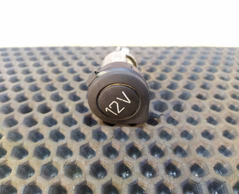 Розетка прикуривателя для Mercedes-Benz Actros MP2 (с 2002 по 2008)