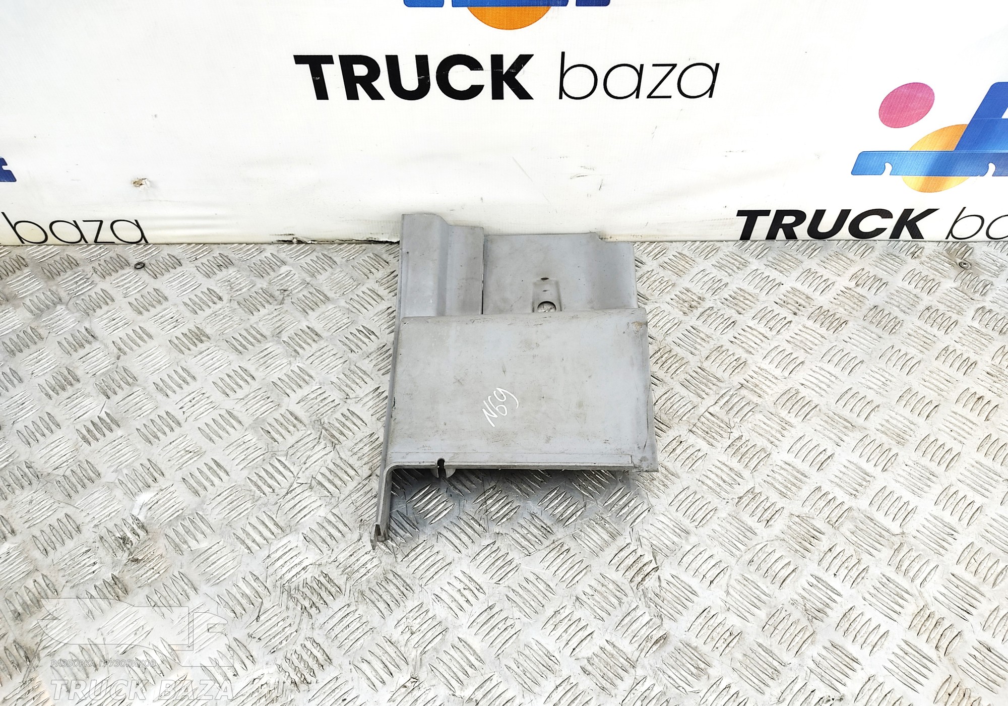 81625710058 Накладка на ремень безопасности для Man TGS II (с 2012)