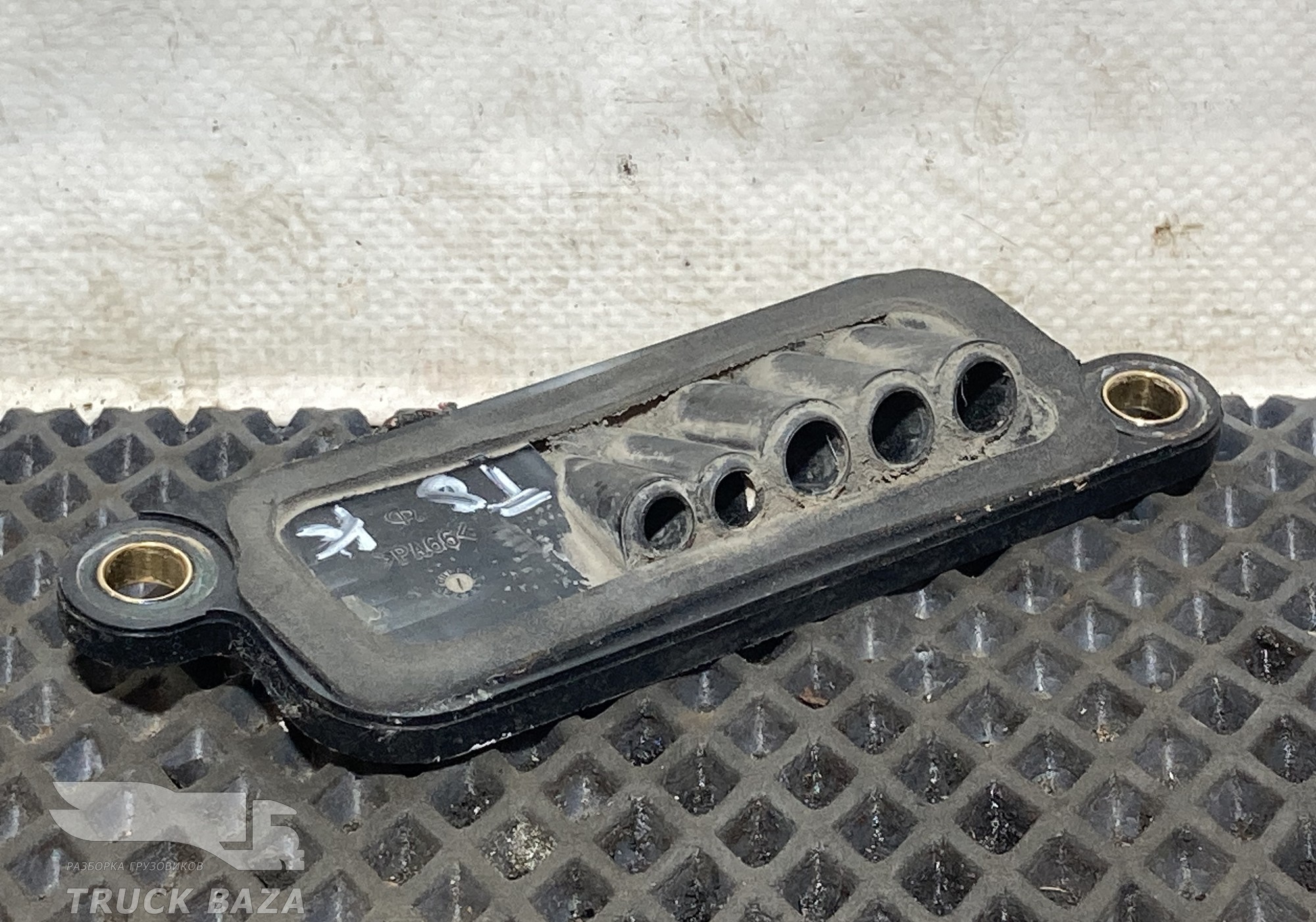 81981810228 Накладка распределителя тормозных сил для Sinotruk Sitrak C7H