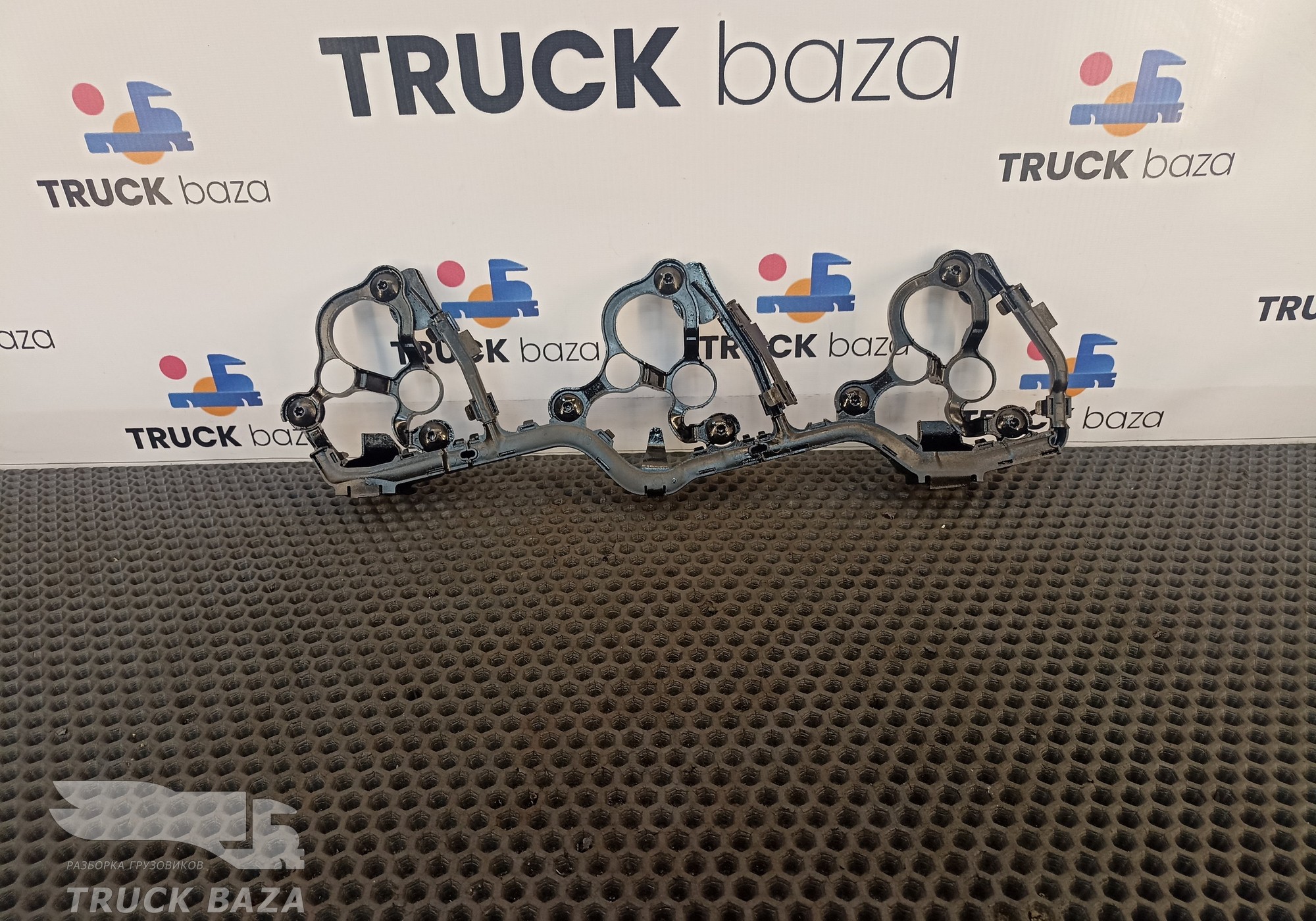 1738898 Кронштейн проводки форсунок для Daf XF106