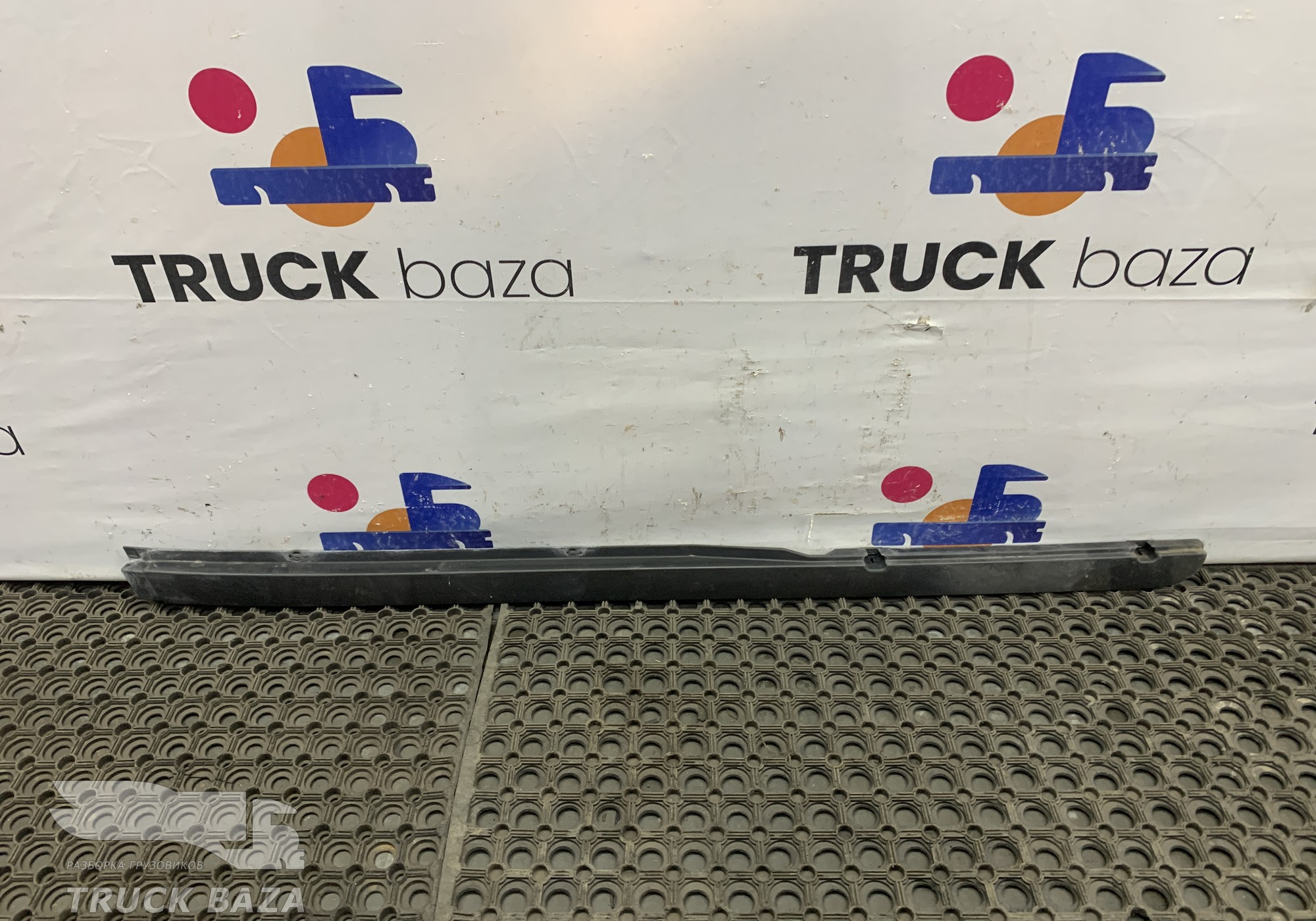 A9416982101 Молдинг крыши правый для Mercedes-Benz Actros MP1 (с 1996 по 2003)