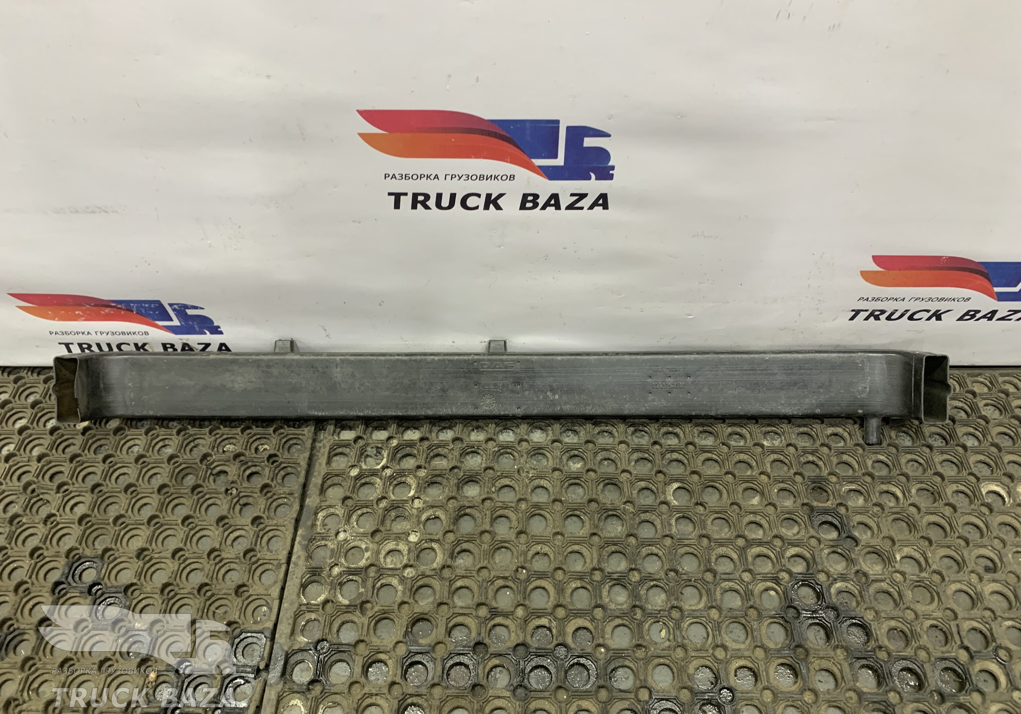 1877207 Воздуховод отопителя